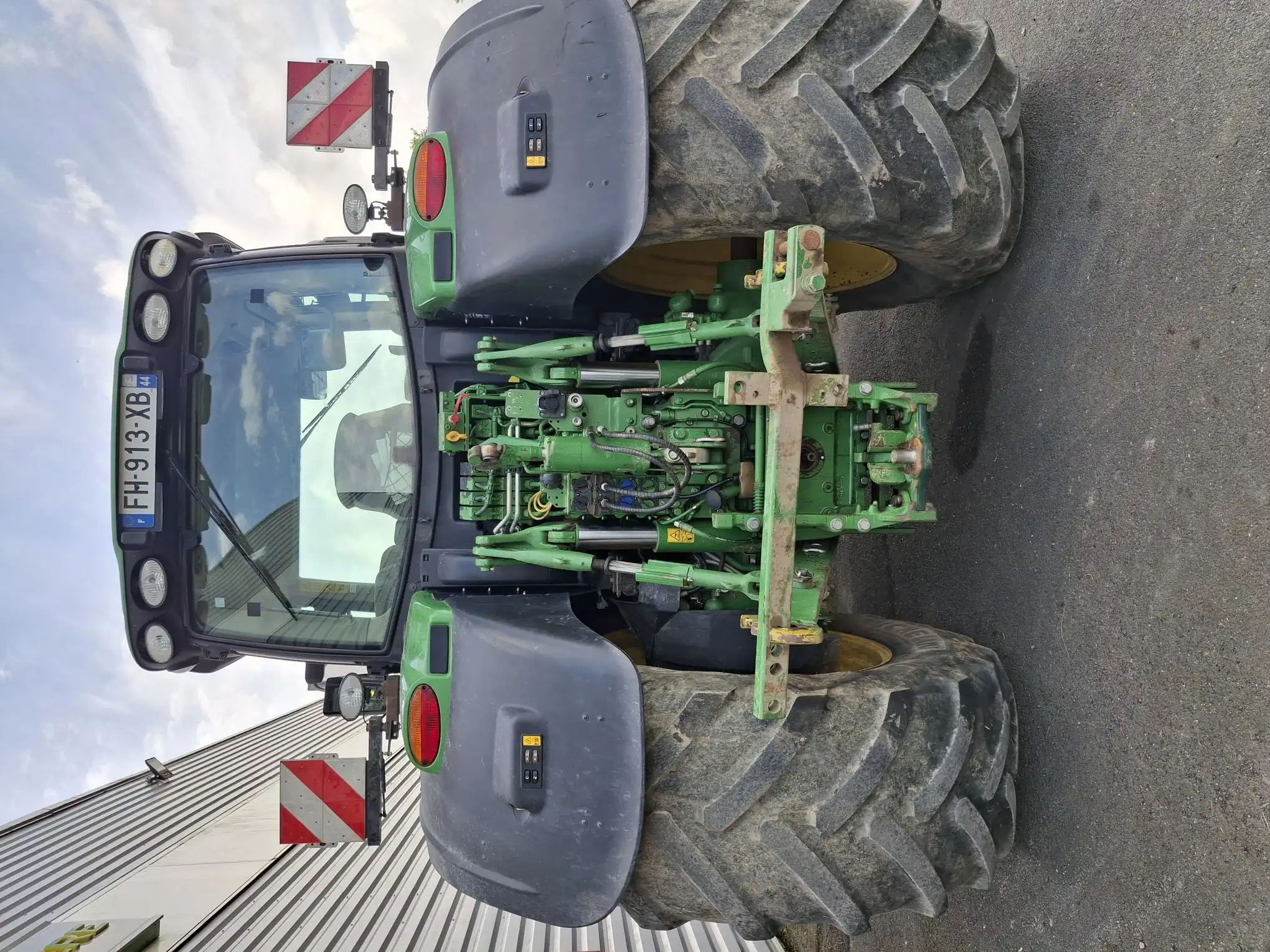 Image JOHN DEERE 6215R