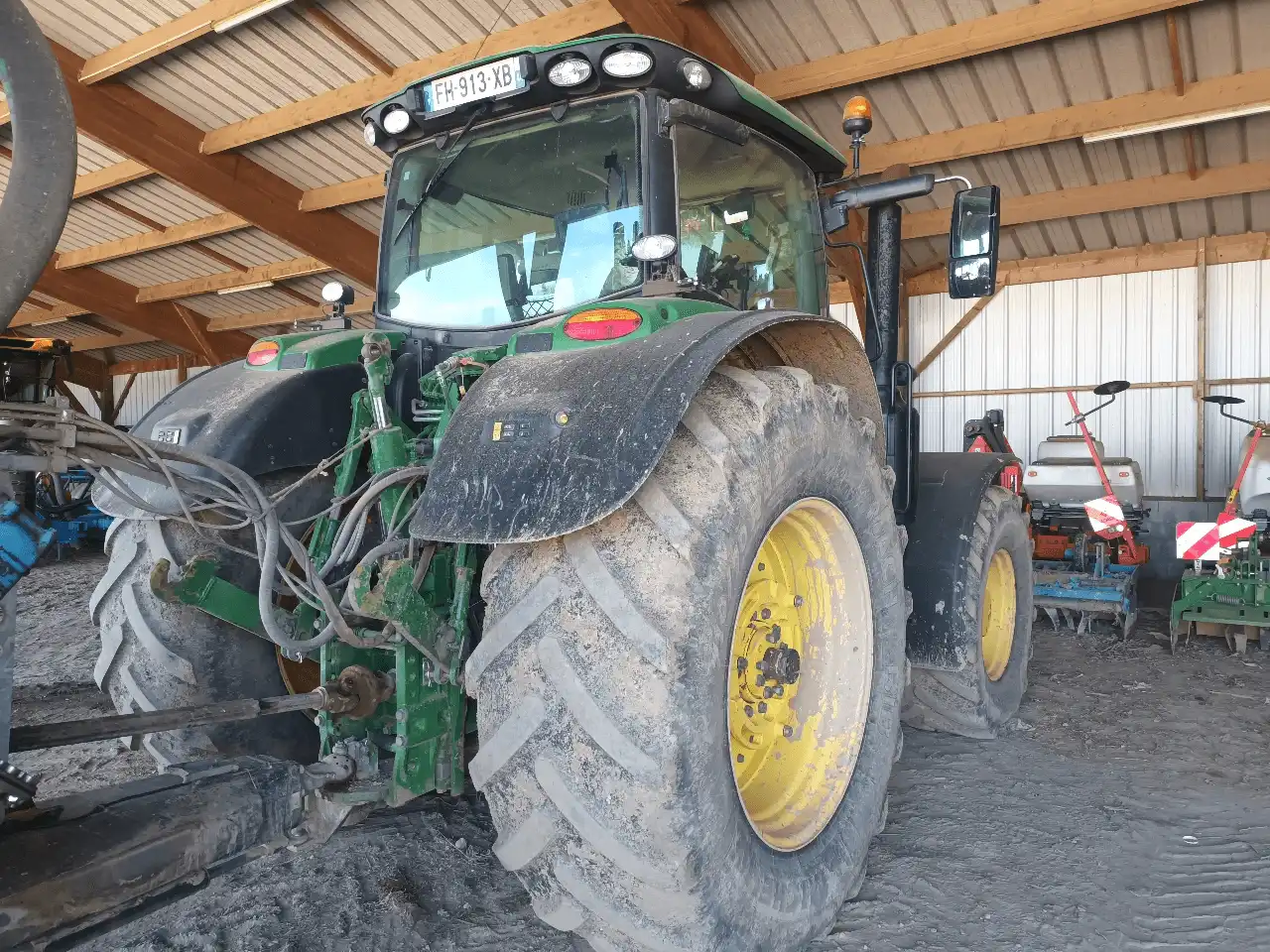 Image JOHN DEERE 6215R
