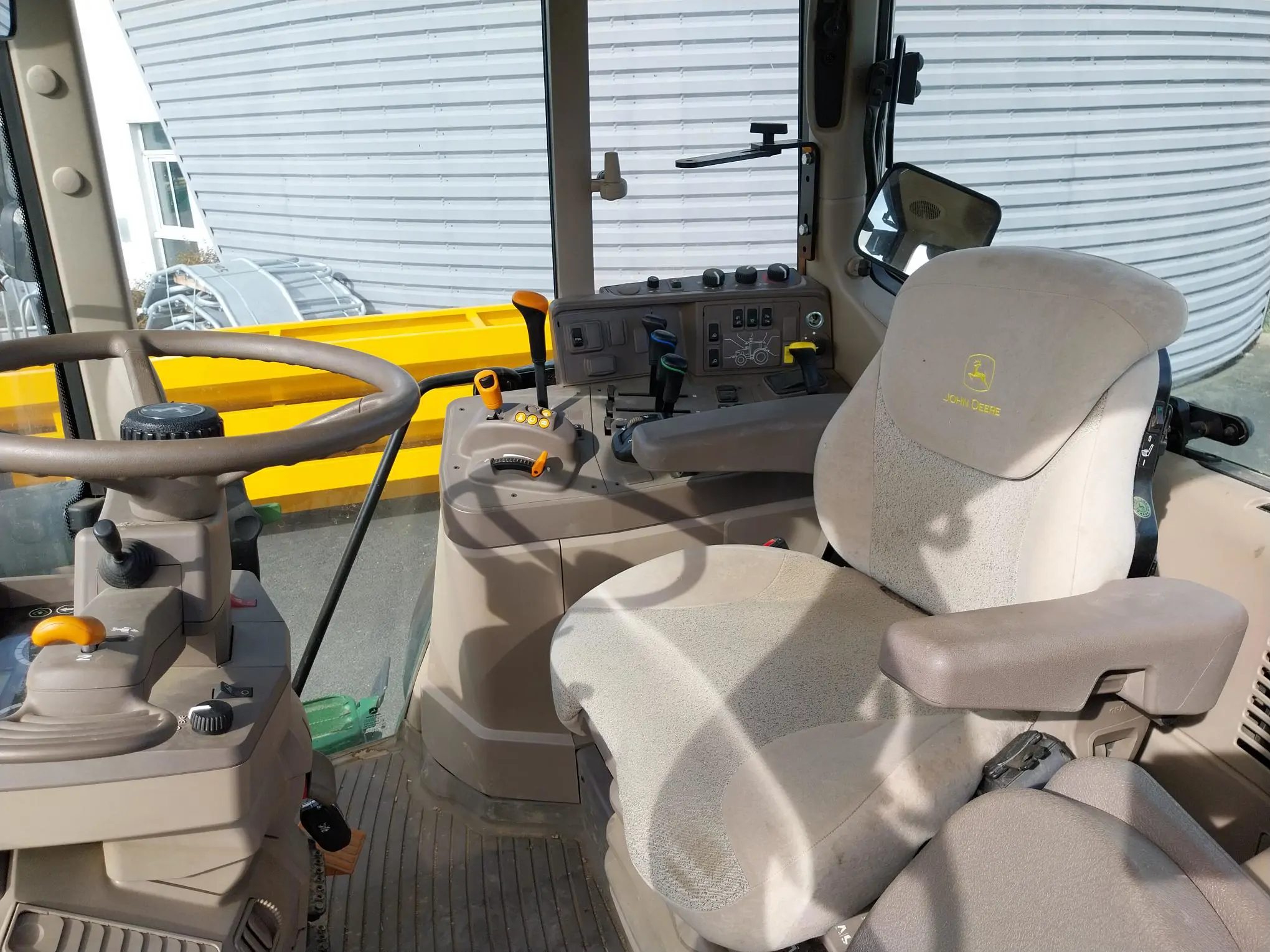 Image JOHN DEERE 6195M