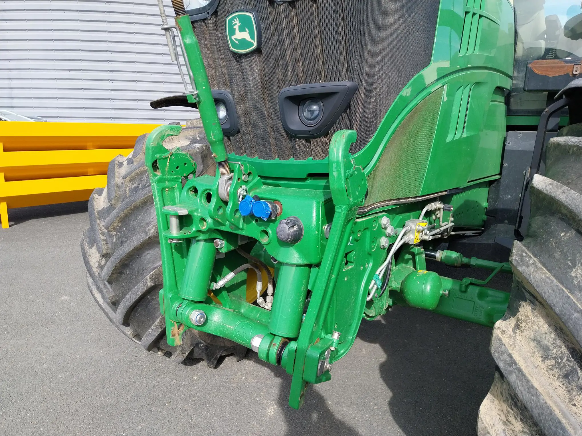 Image JOHN DEERE 6195M