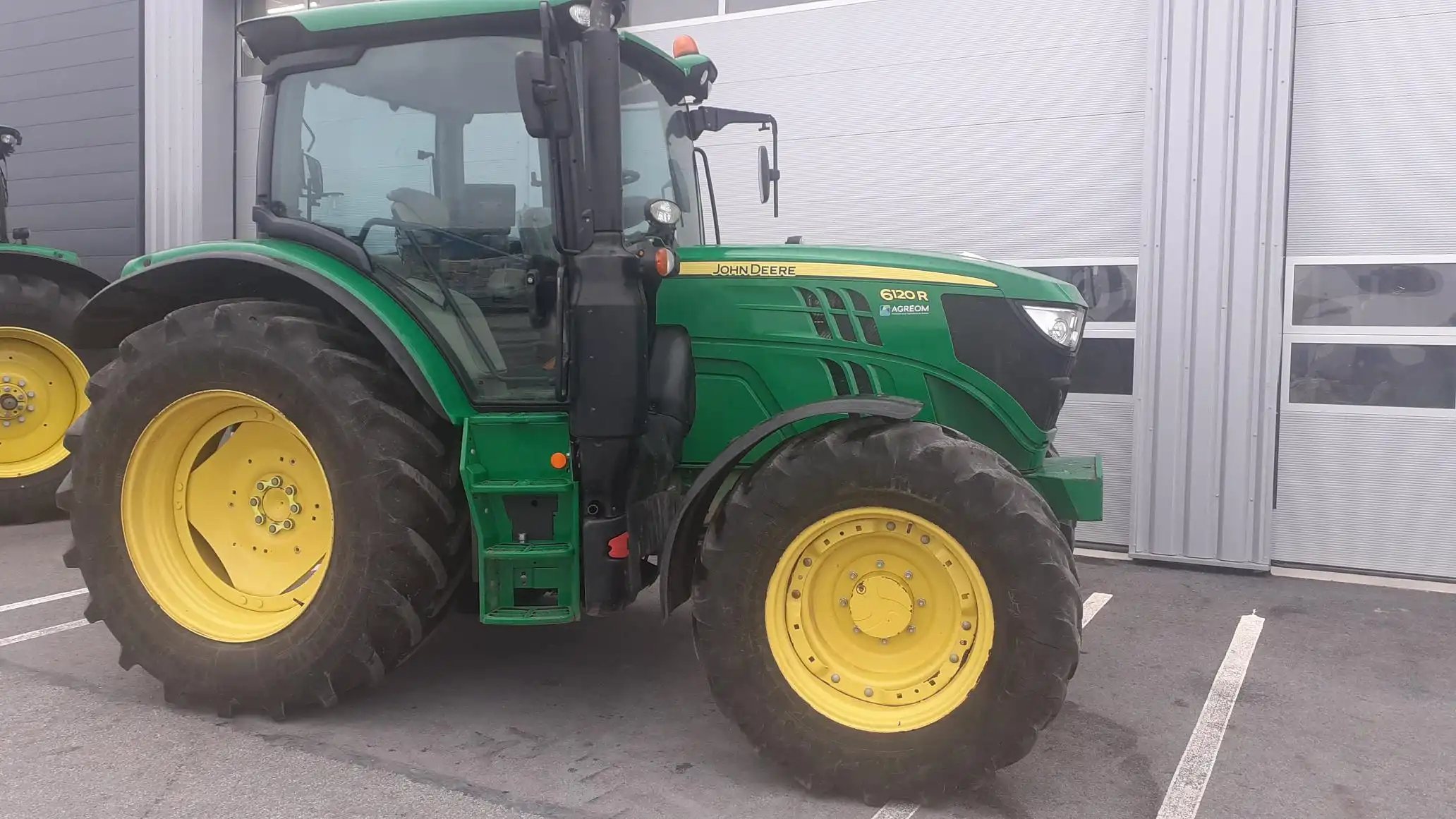 Image JOHN DEERE 6120R
