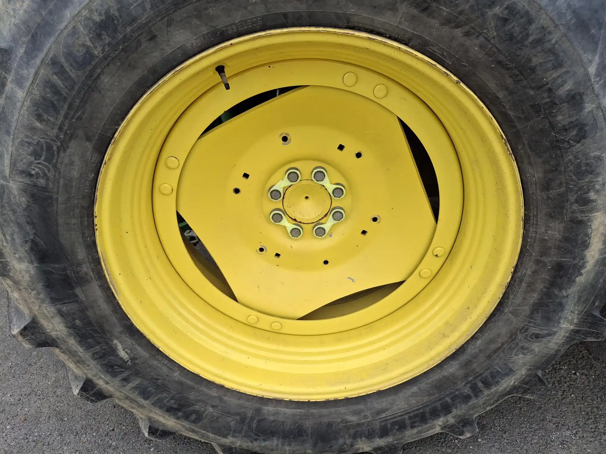 Image JOHN DEERE 6120R
