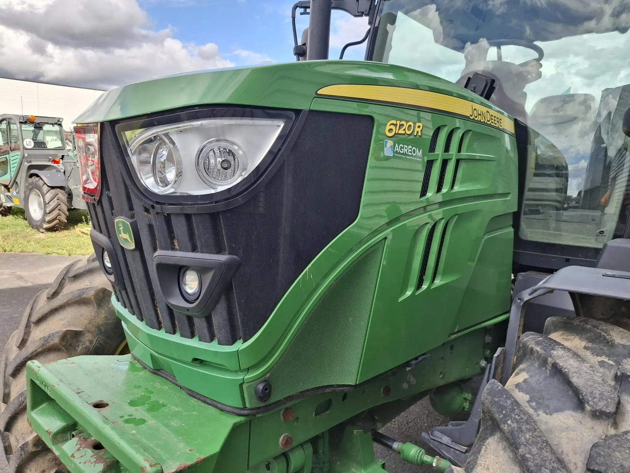 Image JOHN DEERE 6120R