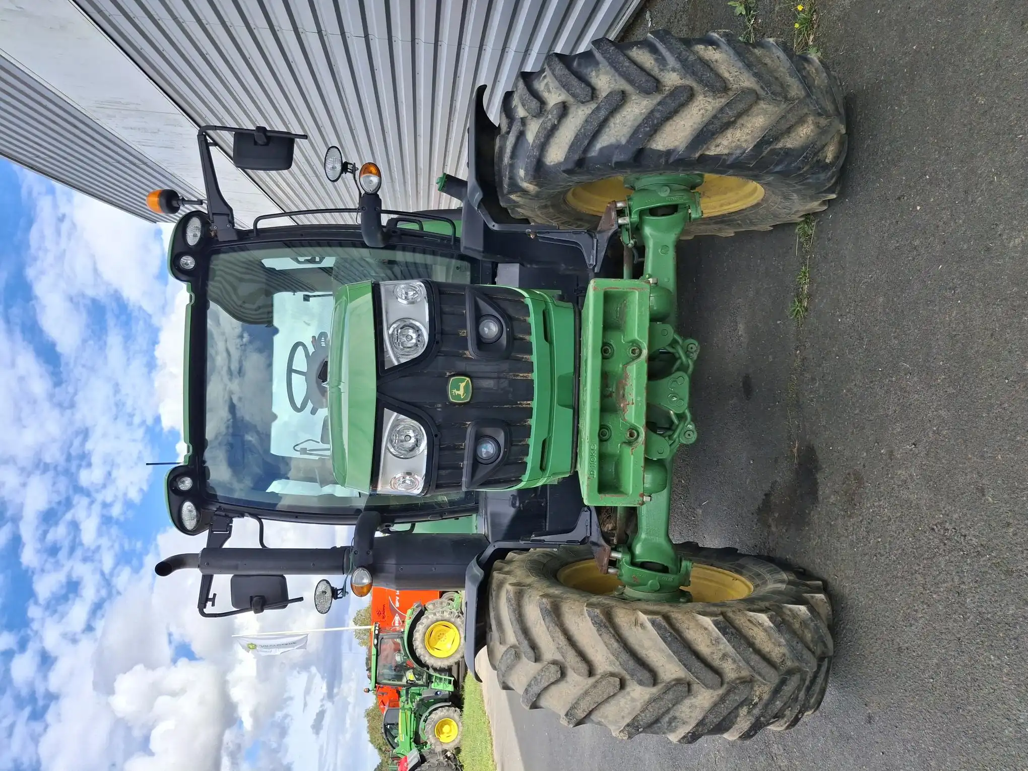 Image JOHN DEERE 6120R