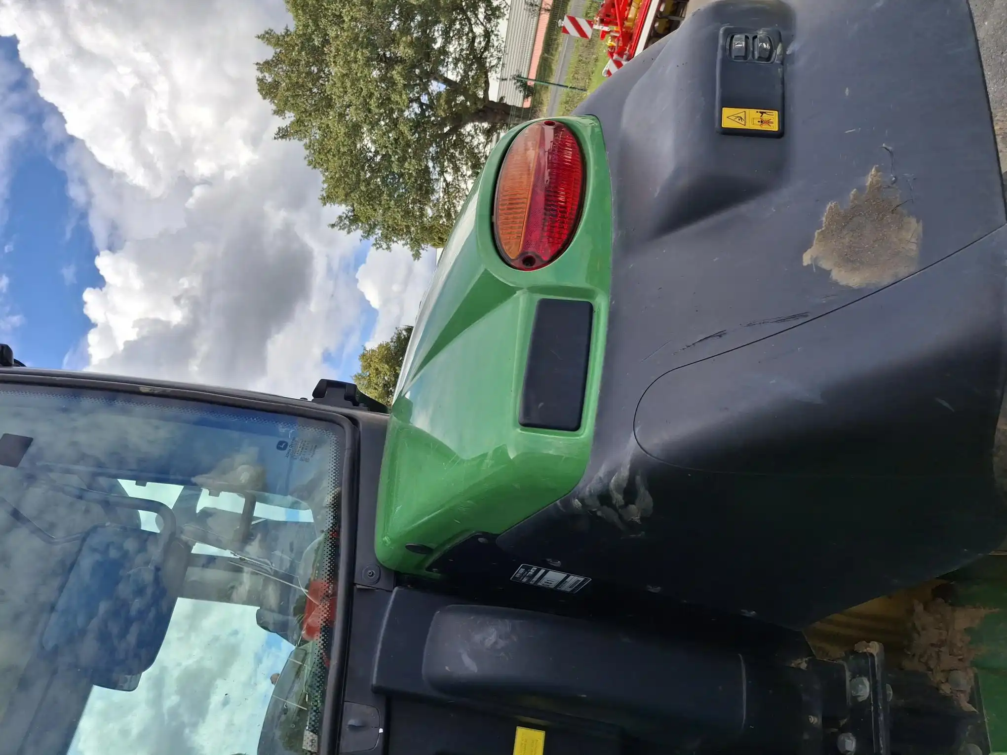 Image JOHN DEERE 6120R