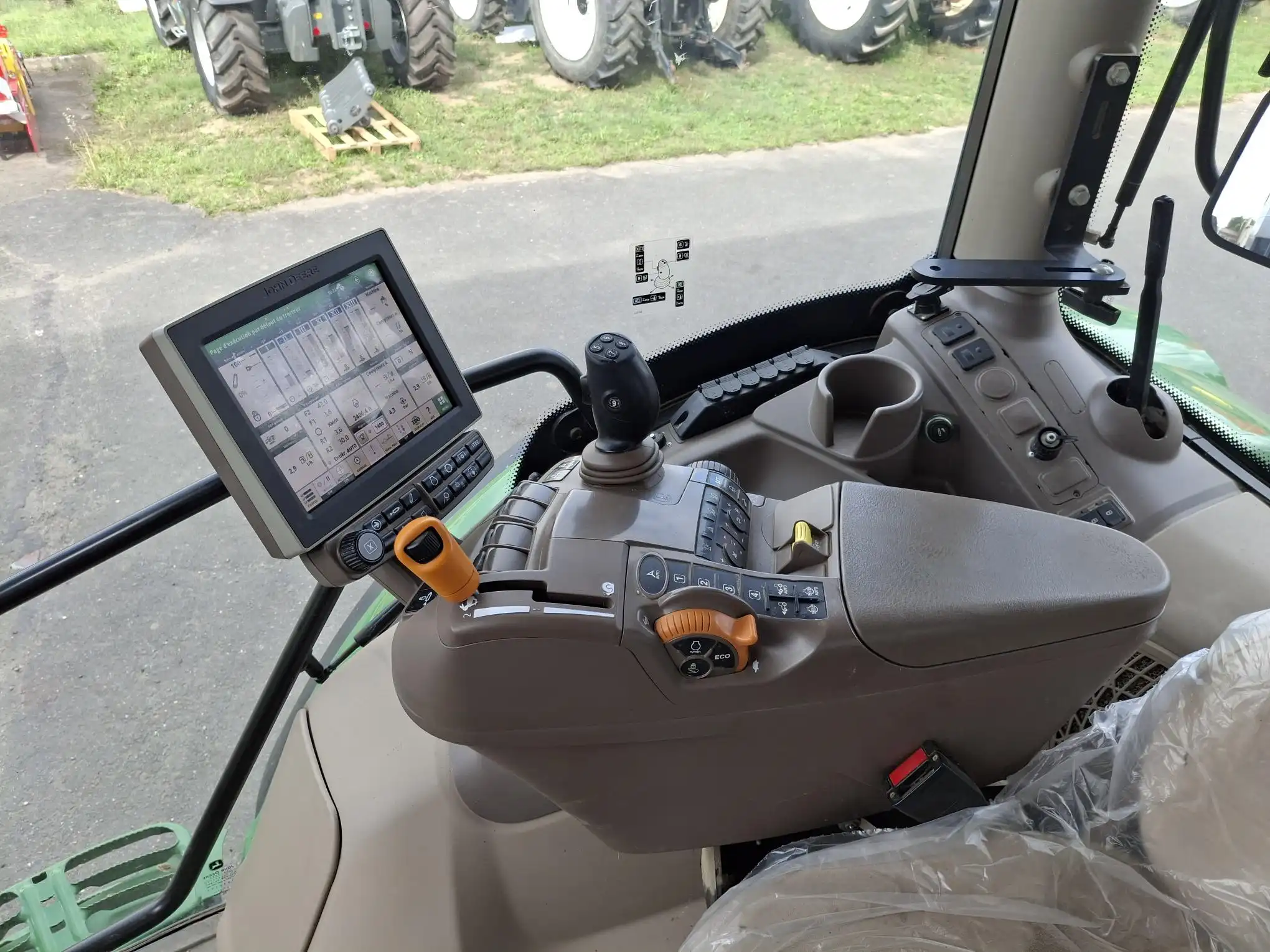 Image JOHN DEERE 6120R
