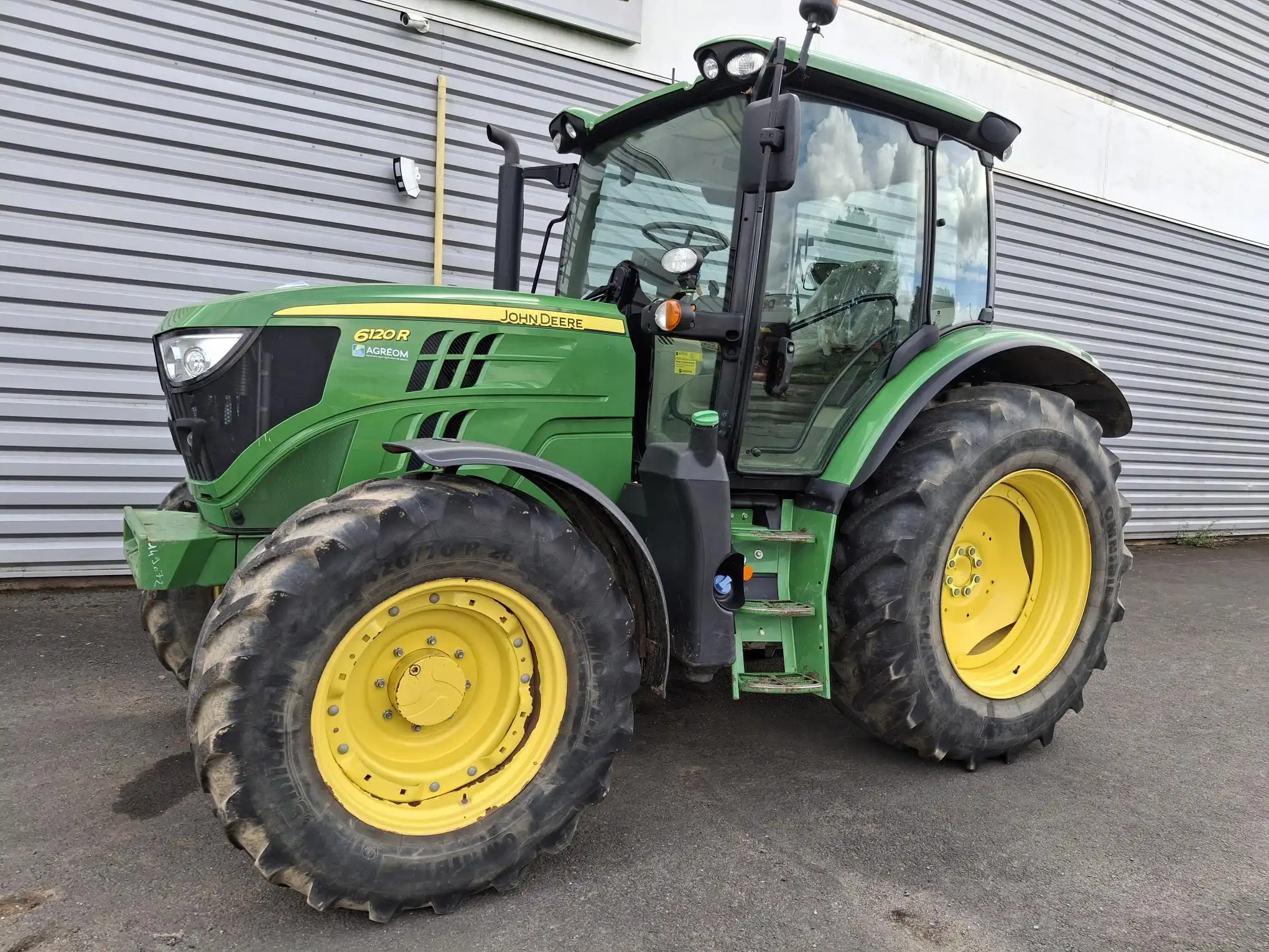 Image JOHN DEERE 6120R