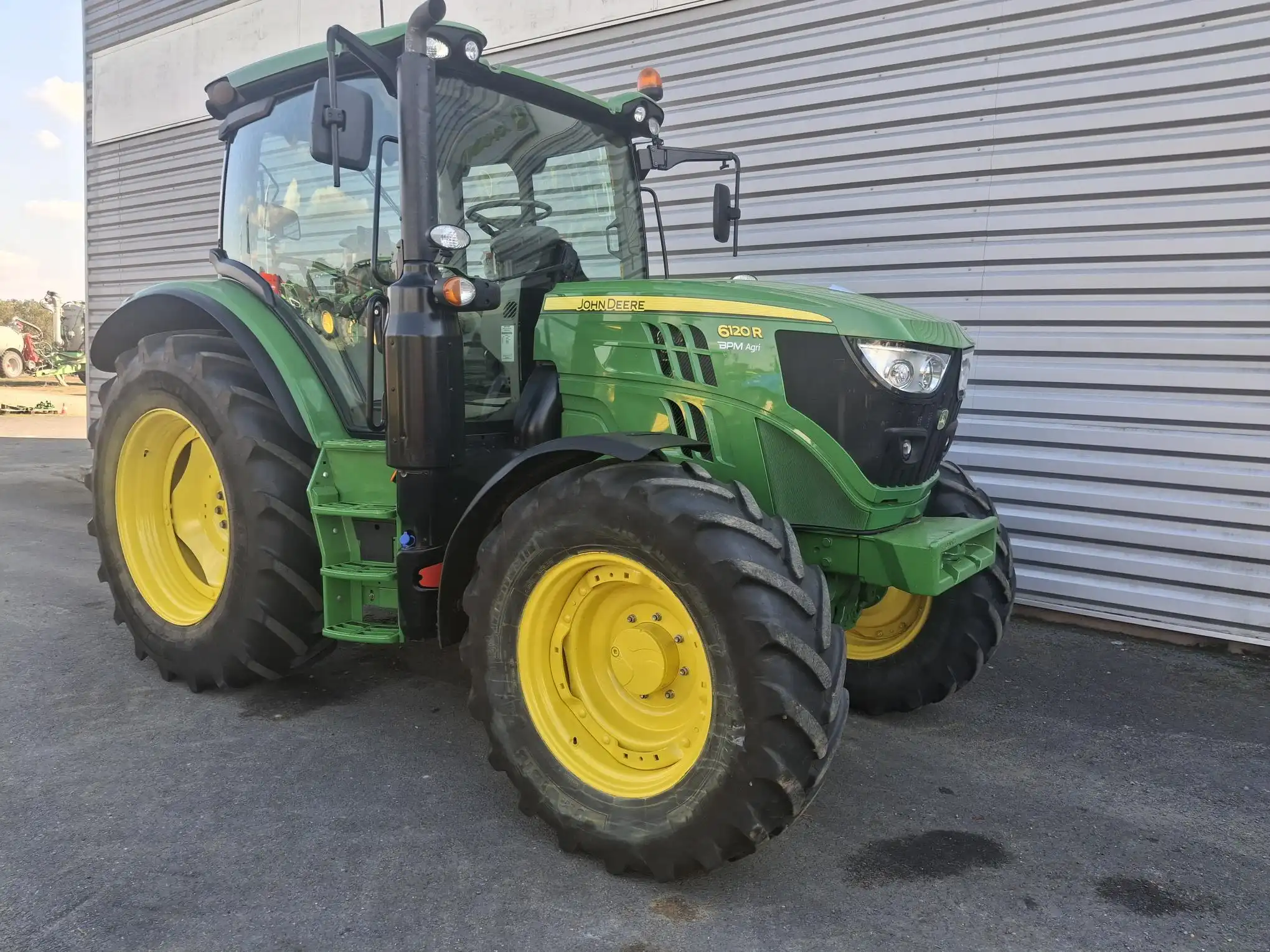 Image JOHN DEERE 6120R