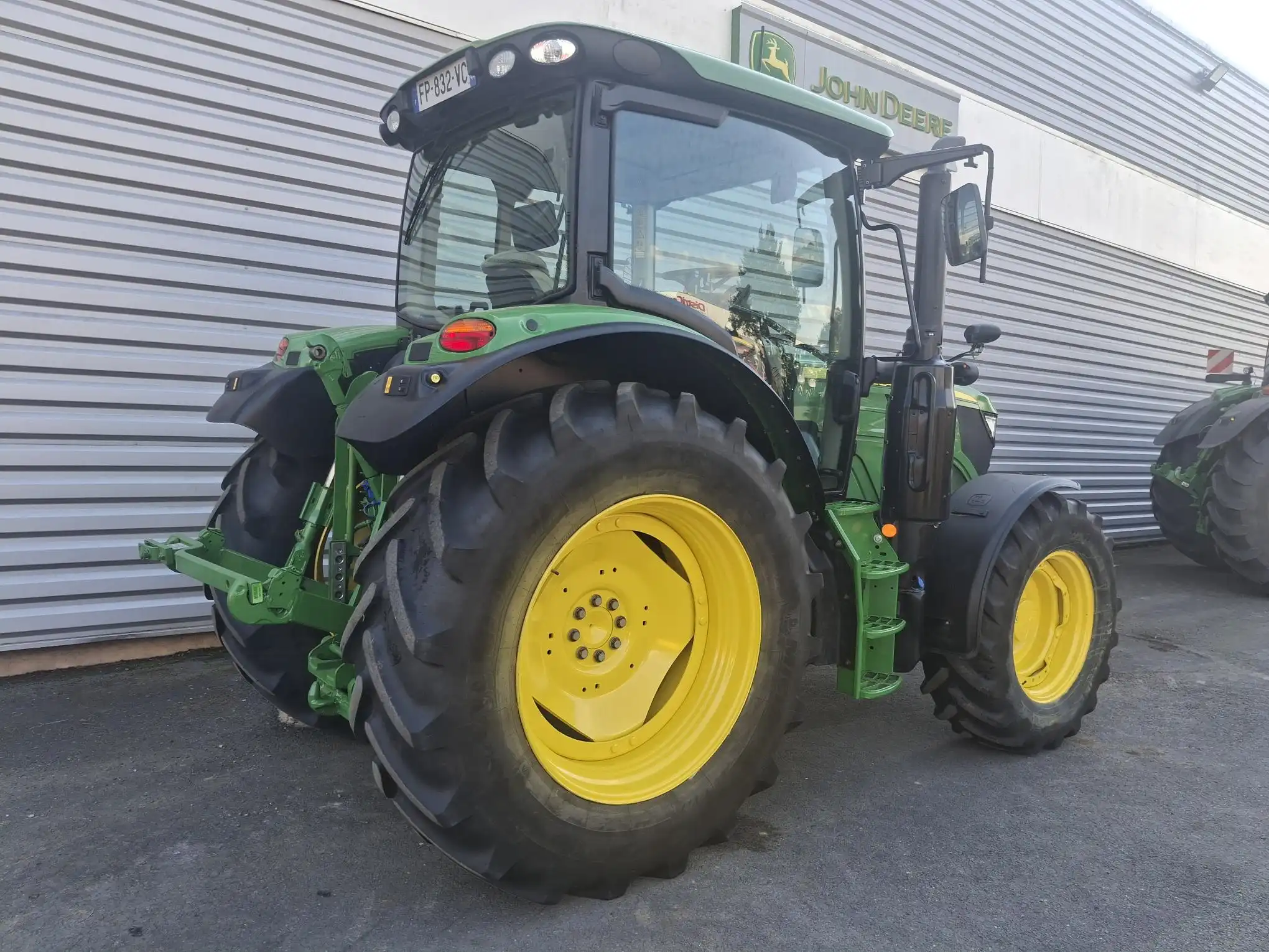 Image JOHN DEERE 6120R