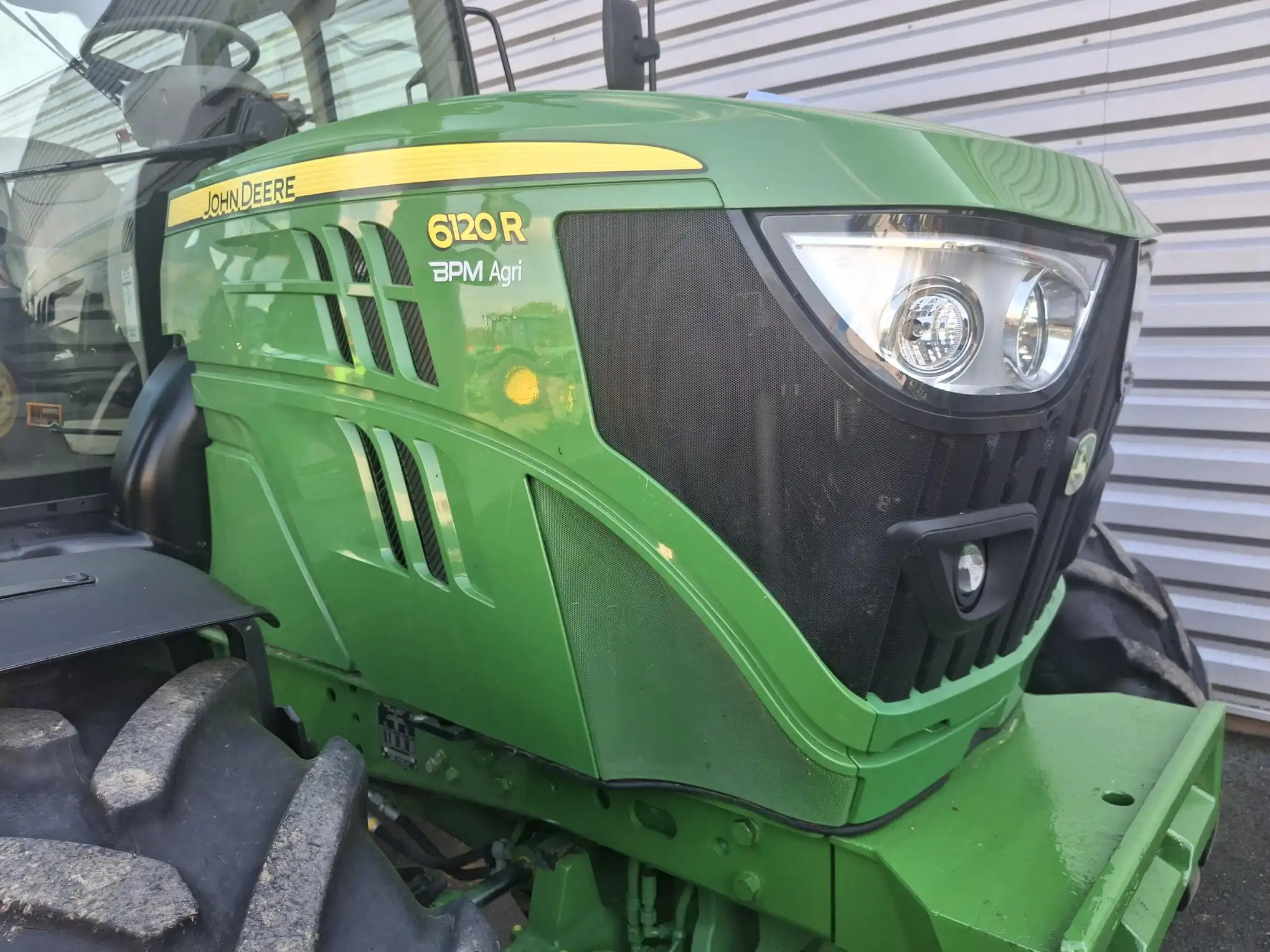 Image JOHN DEERE 6120R