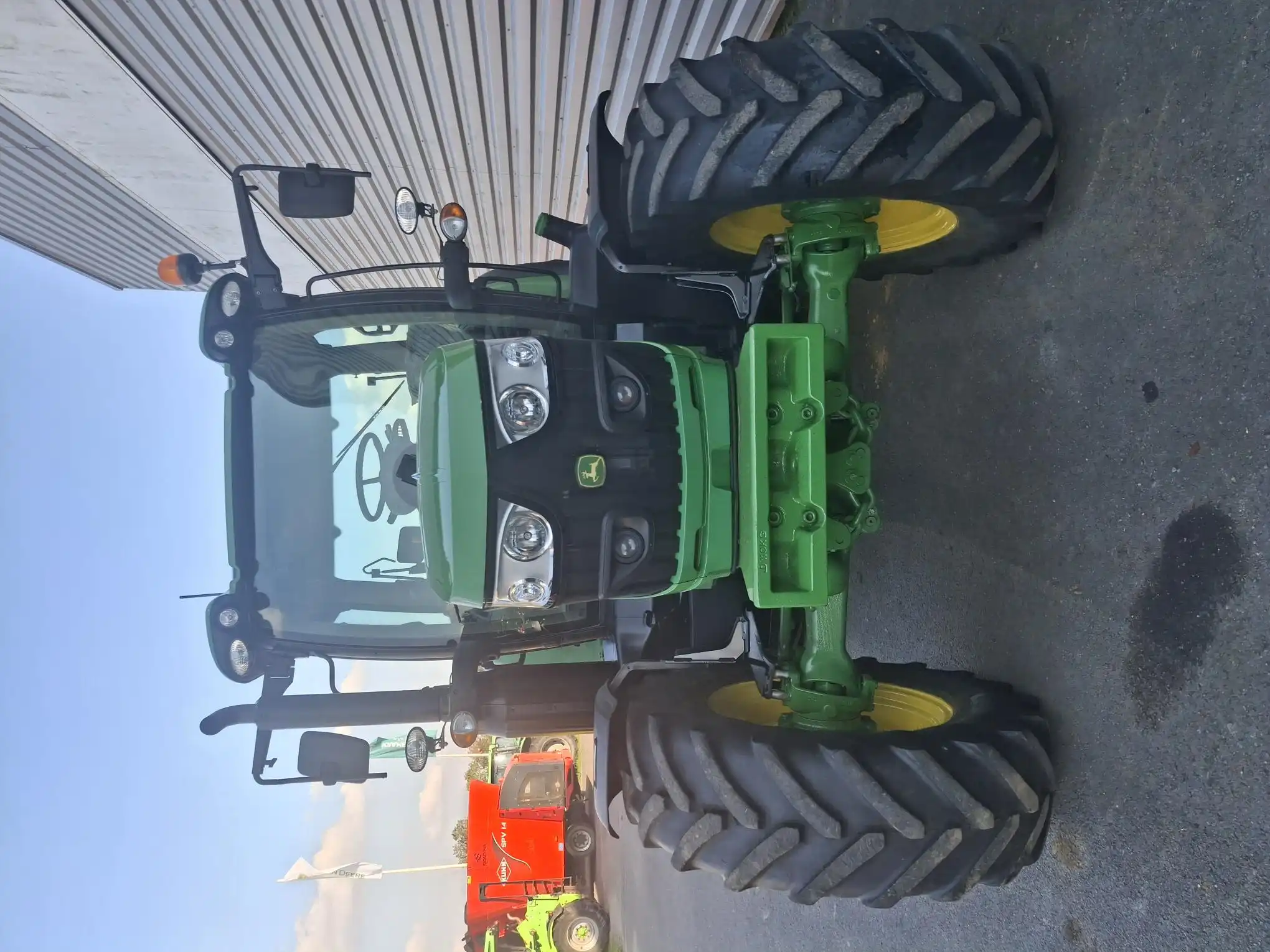 Image JOHN DEERE 6120R