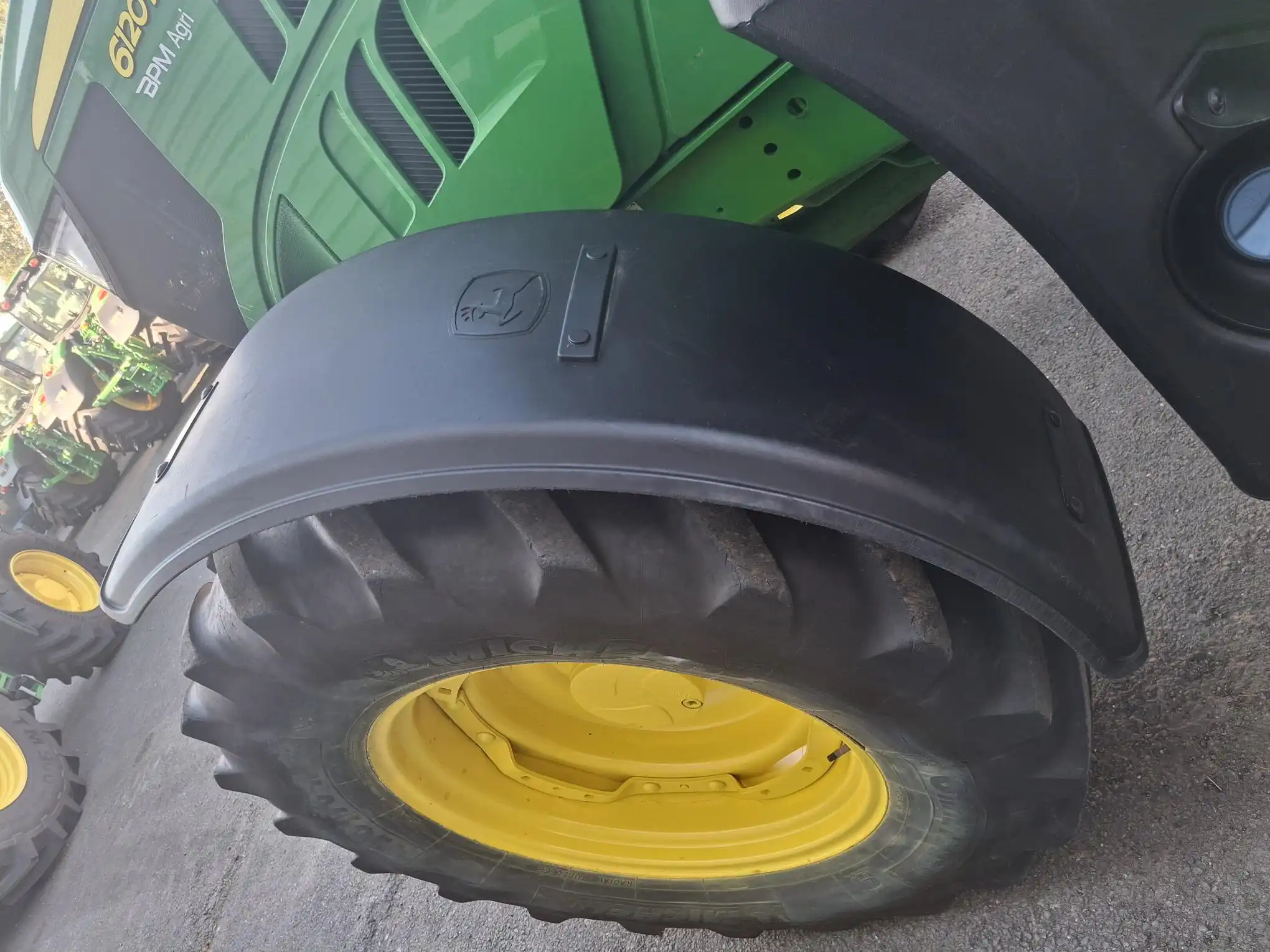 Image JOHN DEERE 6120R