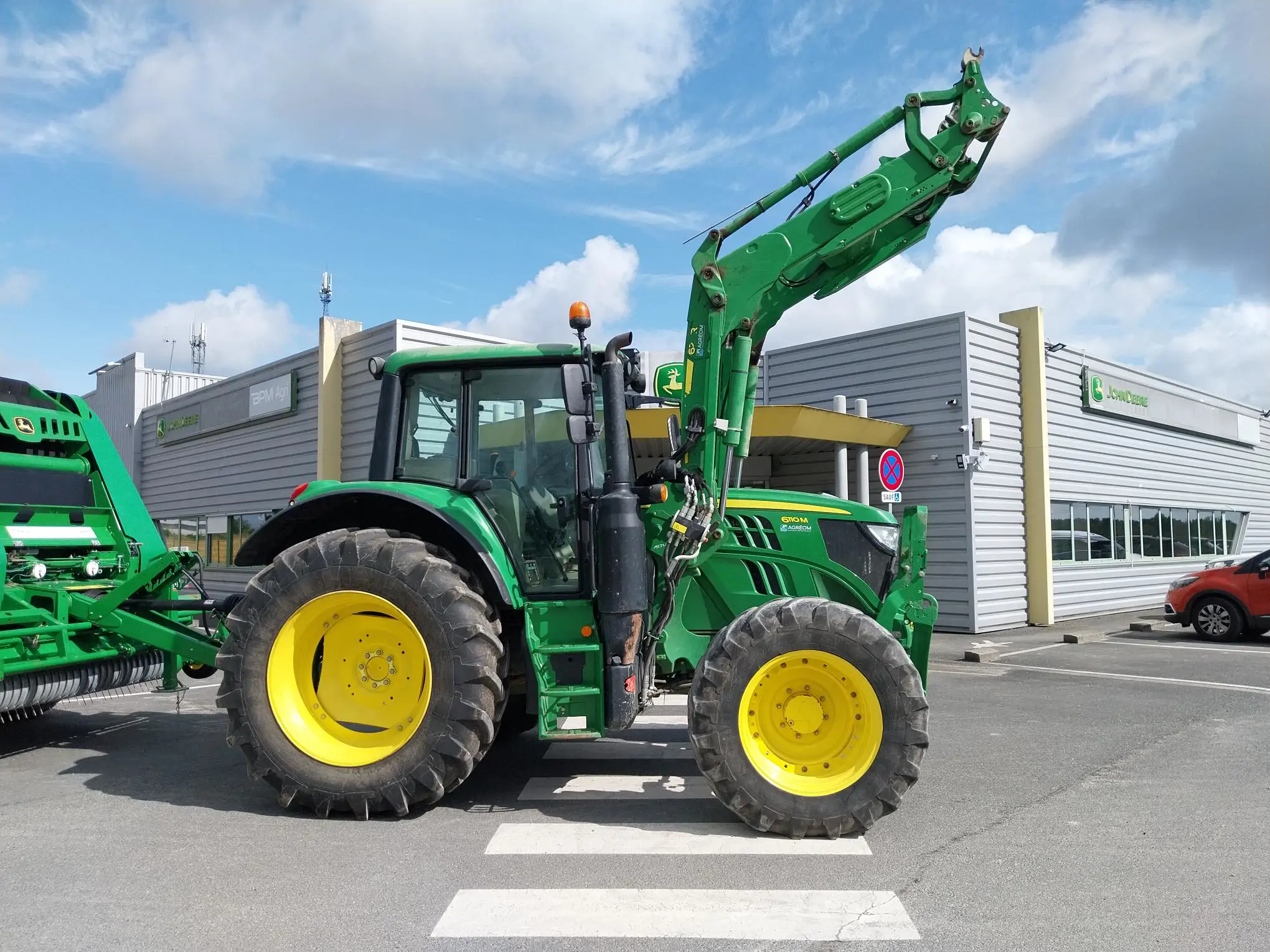 Image JOHN DEERE 6110M