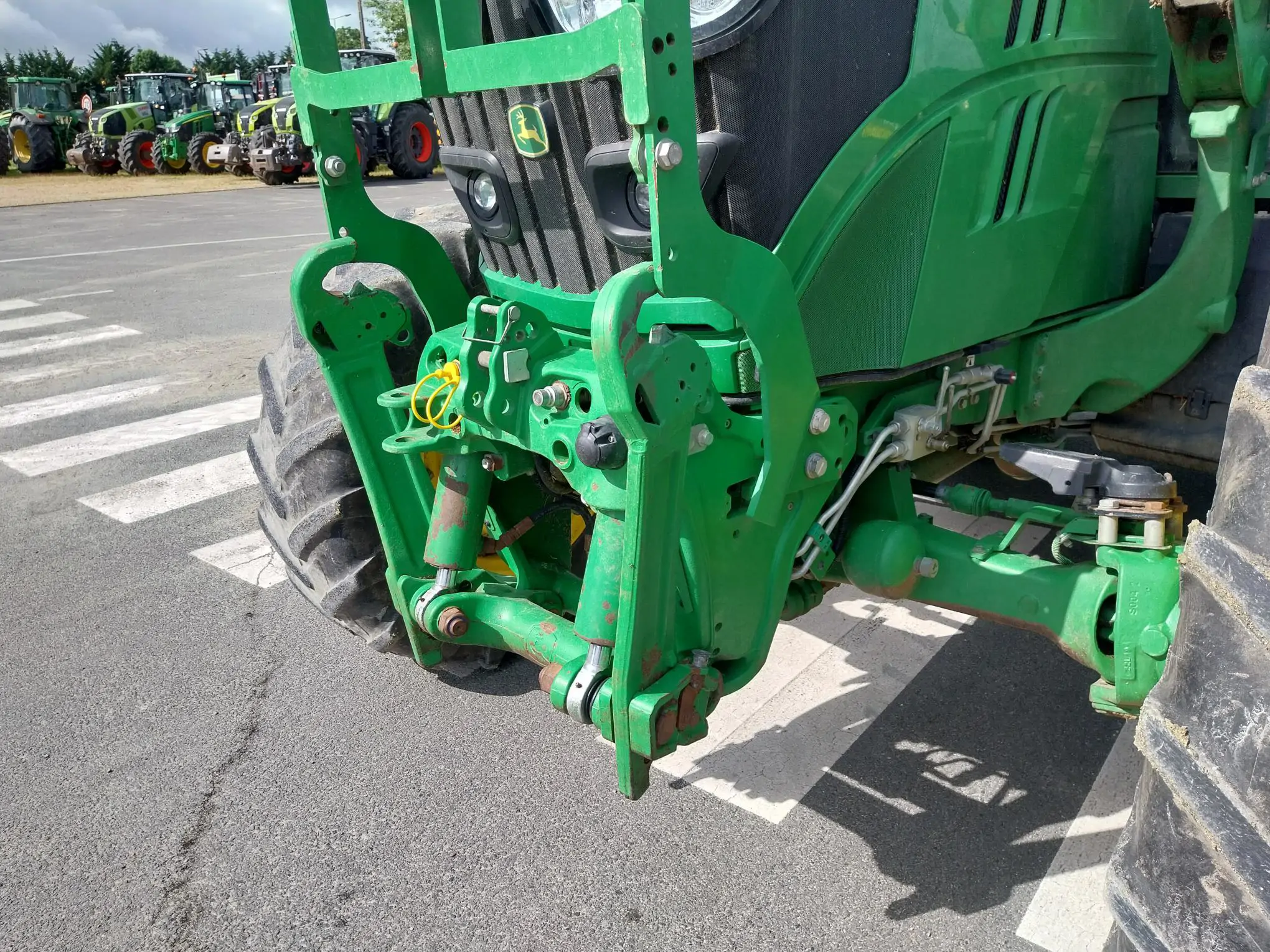 Image JOHN DEERE 6110M