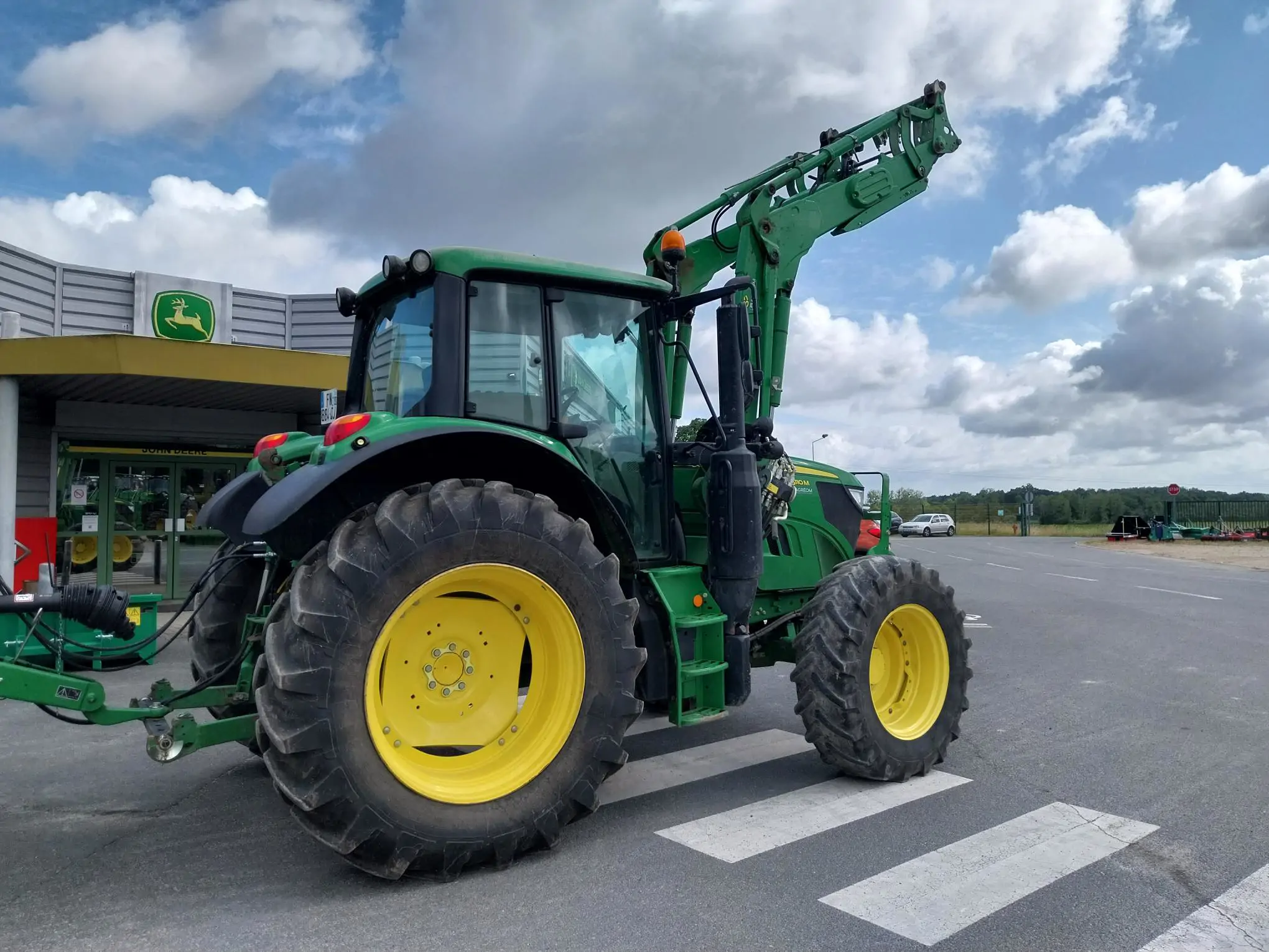 Image JOHN DEERE 6110M