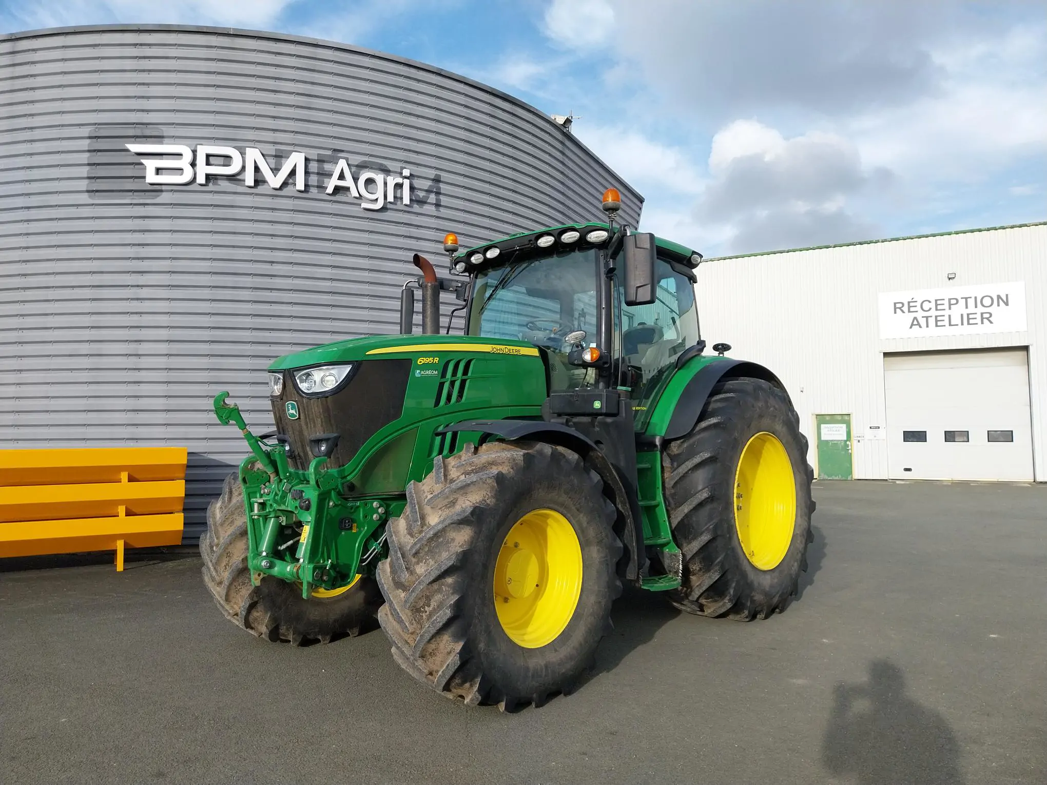 Photo JOHN DEERE 6195R (2)PG+/CE 5ANS 2500H