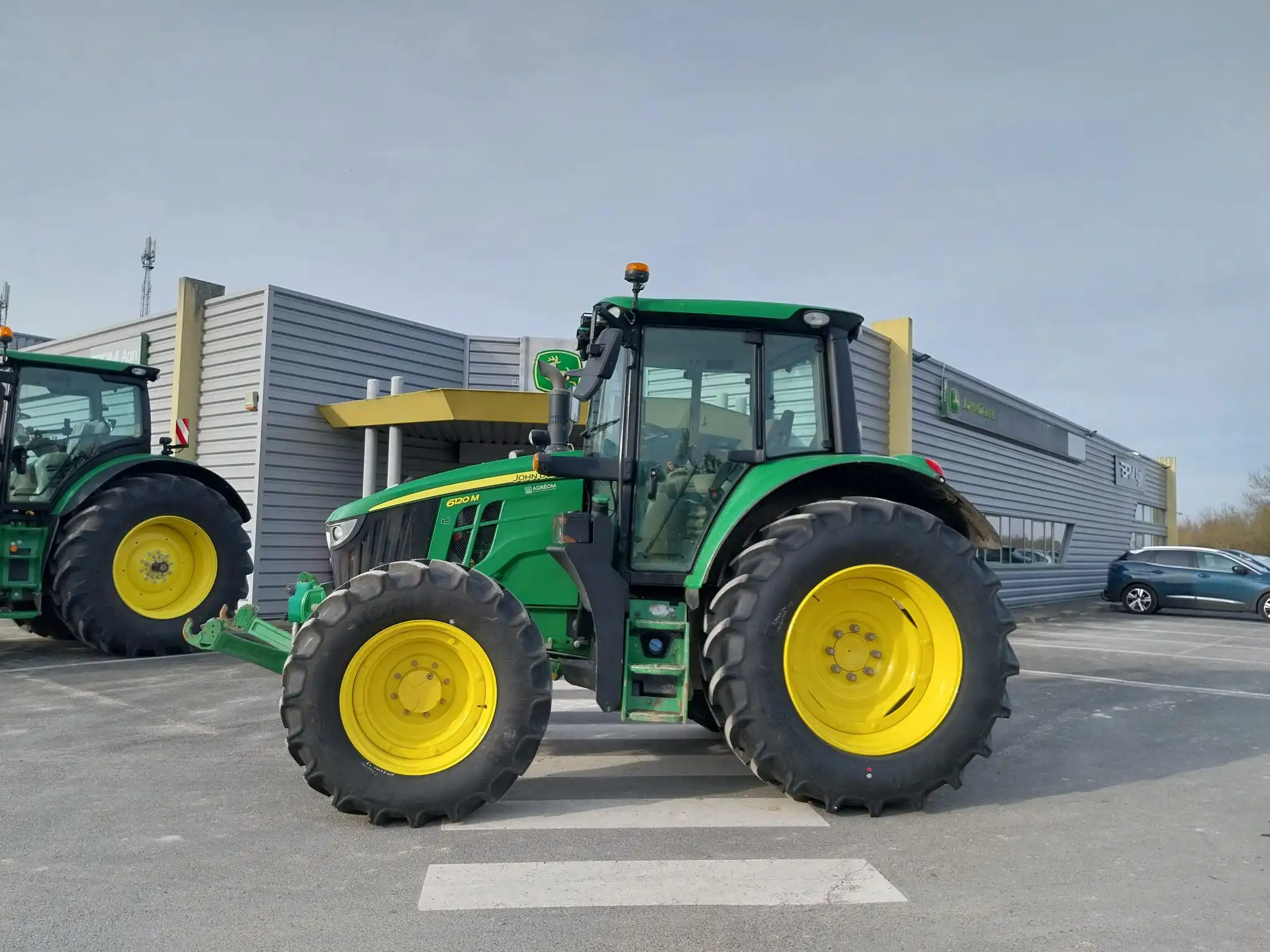 Image JOHN DEERE 6120M