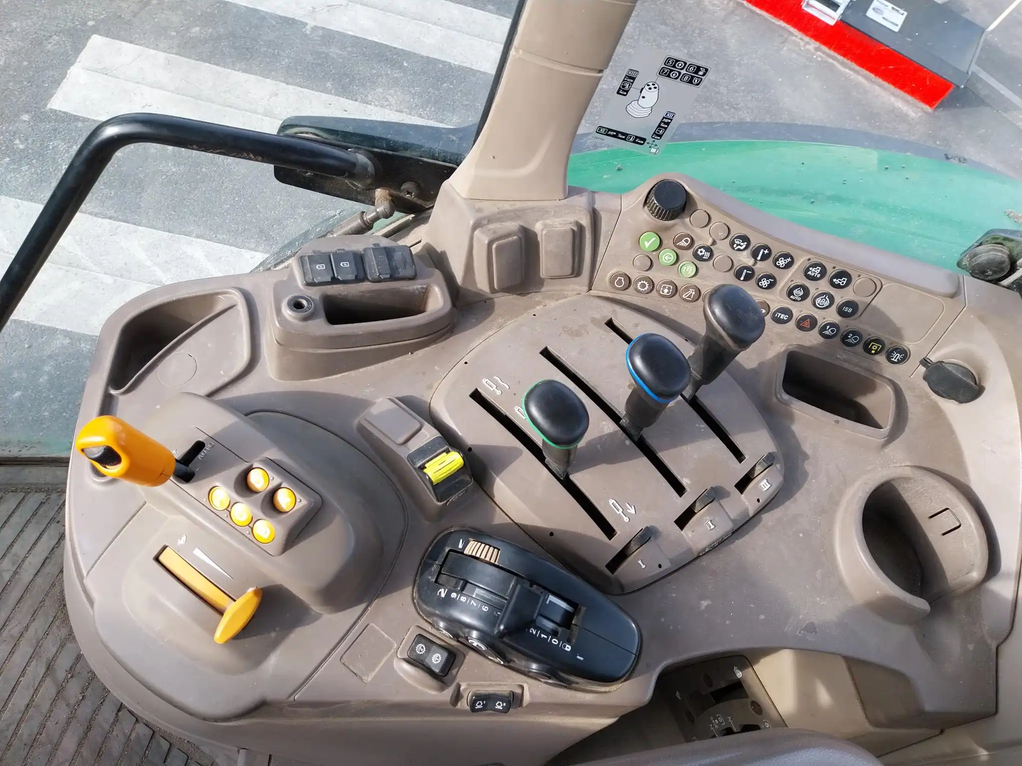 Image JOHN DEERE 6120M