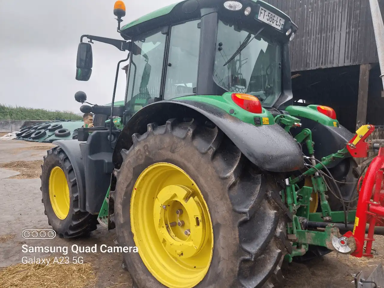 Image JOHN DEERE 6100M (1)CE+ 5ANS 3750H