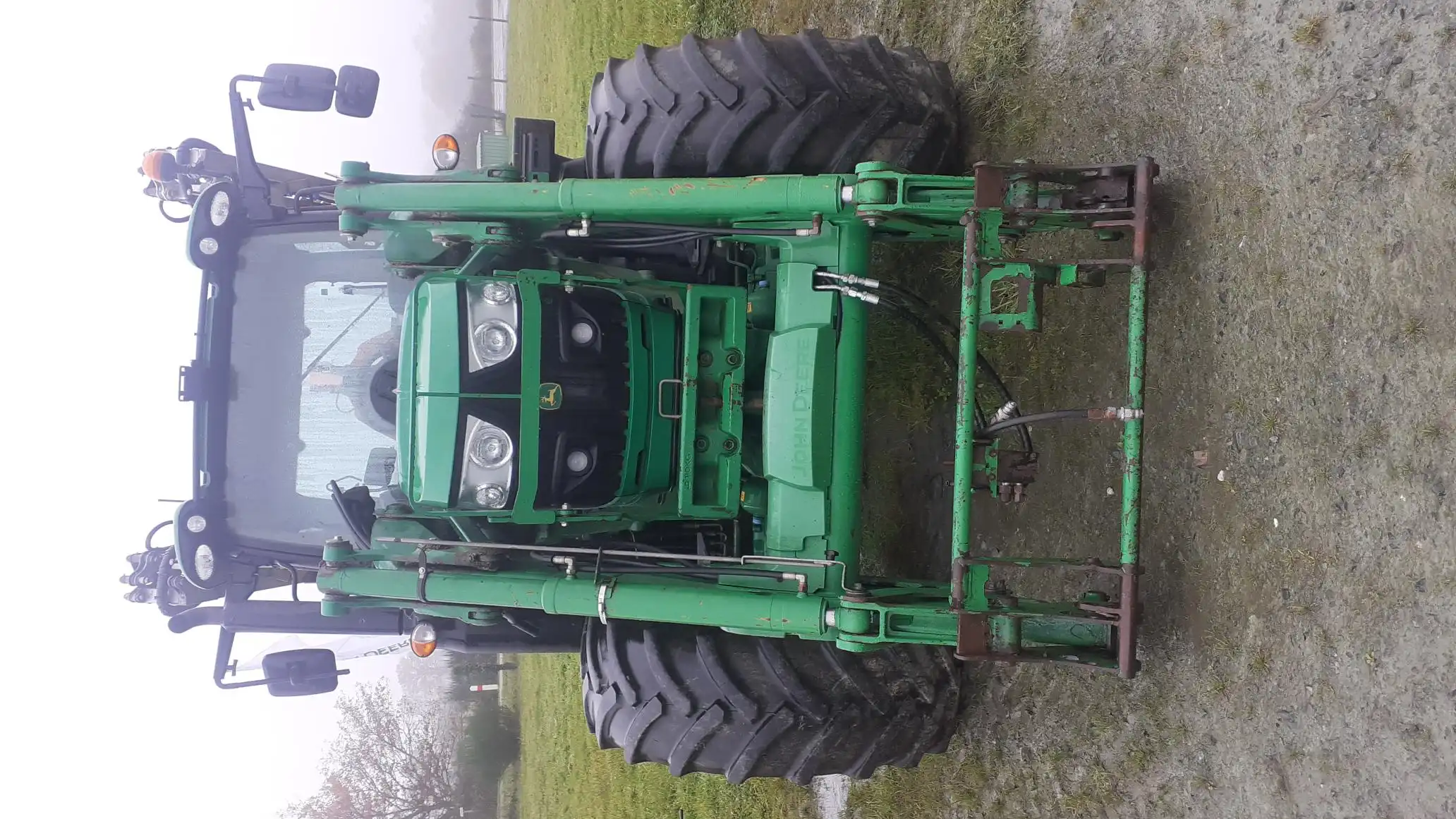 Image JOHN DEERE 6110R