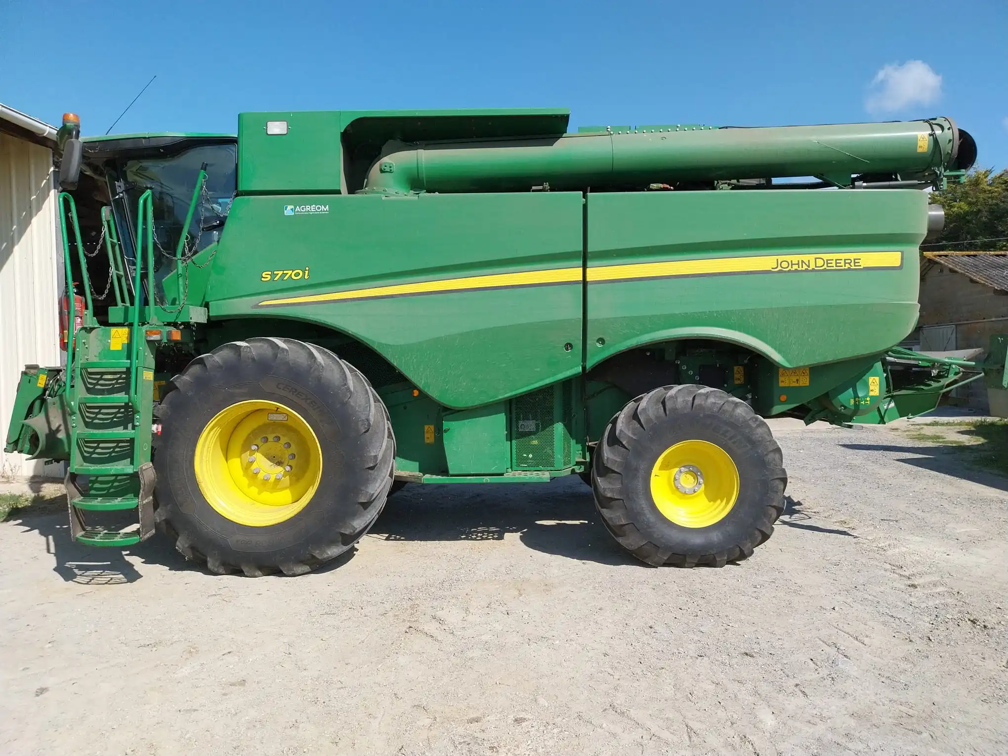 Image JOHN DEERE S770
