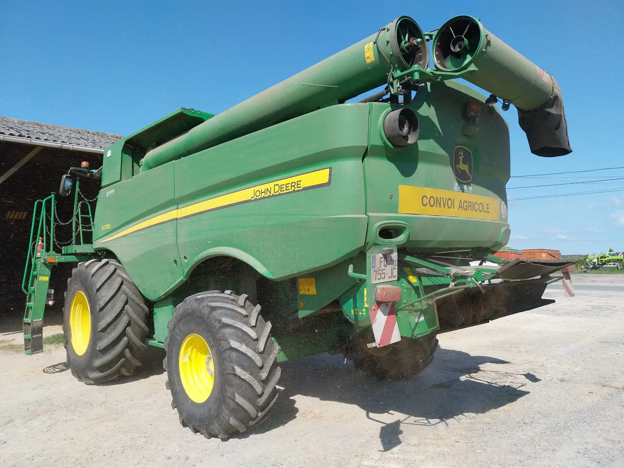 Image JOHN DEERE S770