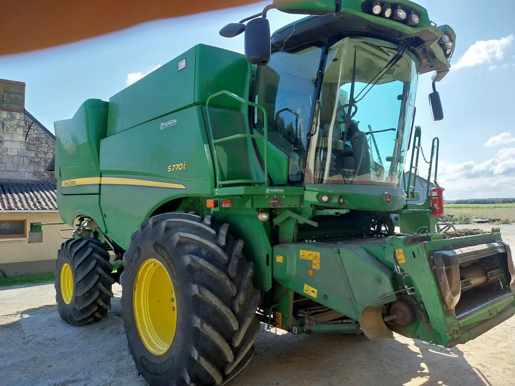 Image JOHN DEERE S770