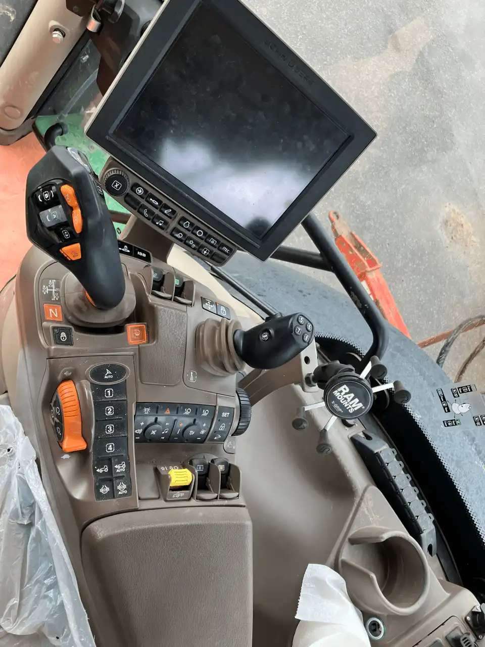 Image JOHN DEERE 6250R