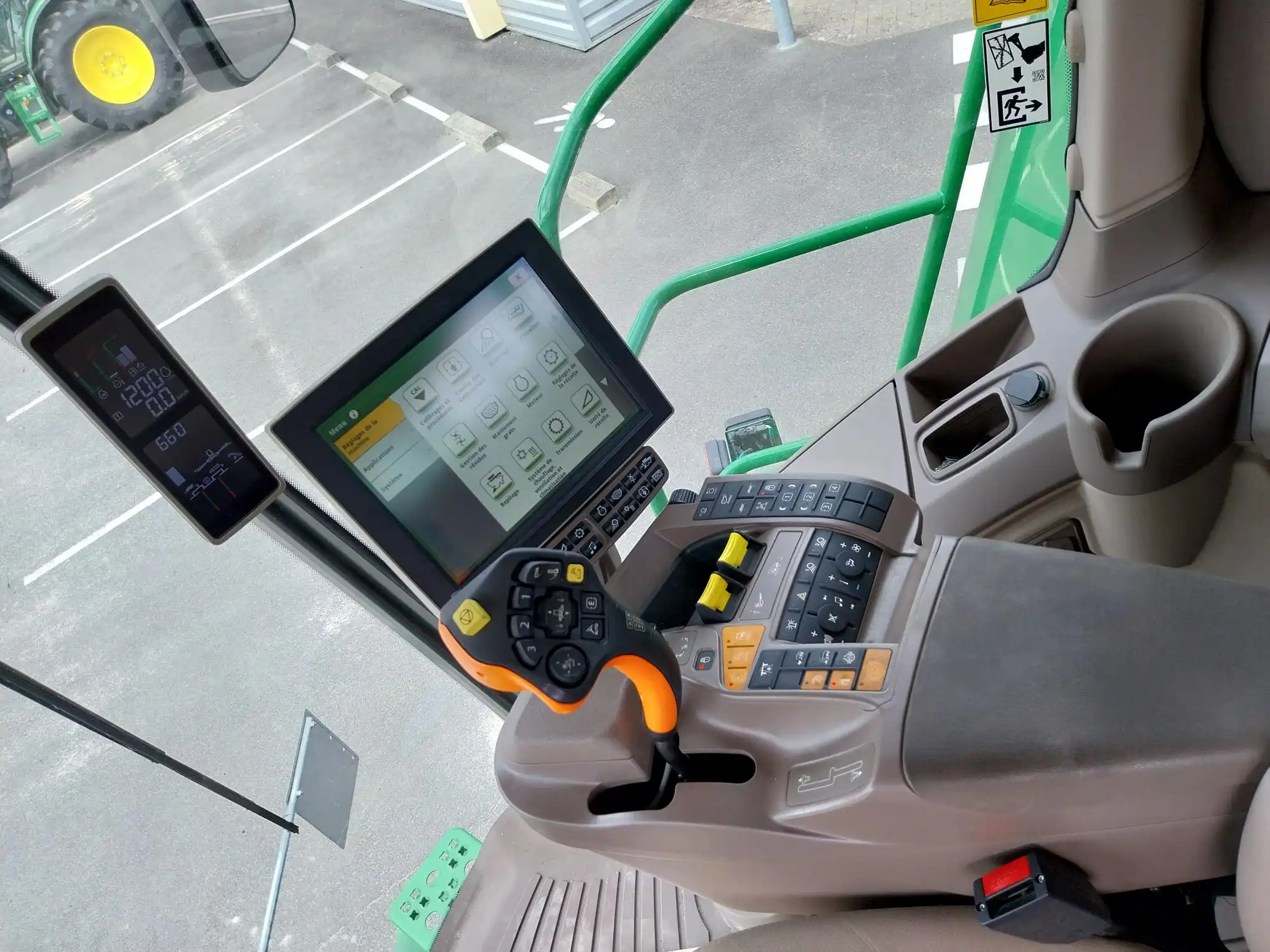 Image JOHN DEERE S790I (6)PG+/CE 5ANS 1750H