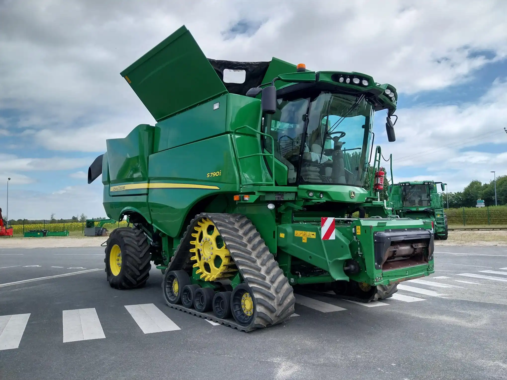 Image JOHN DEERE S790I (6)PG+/CE 5ANS 1750H