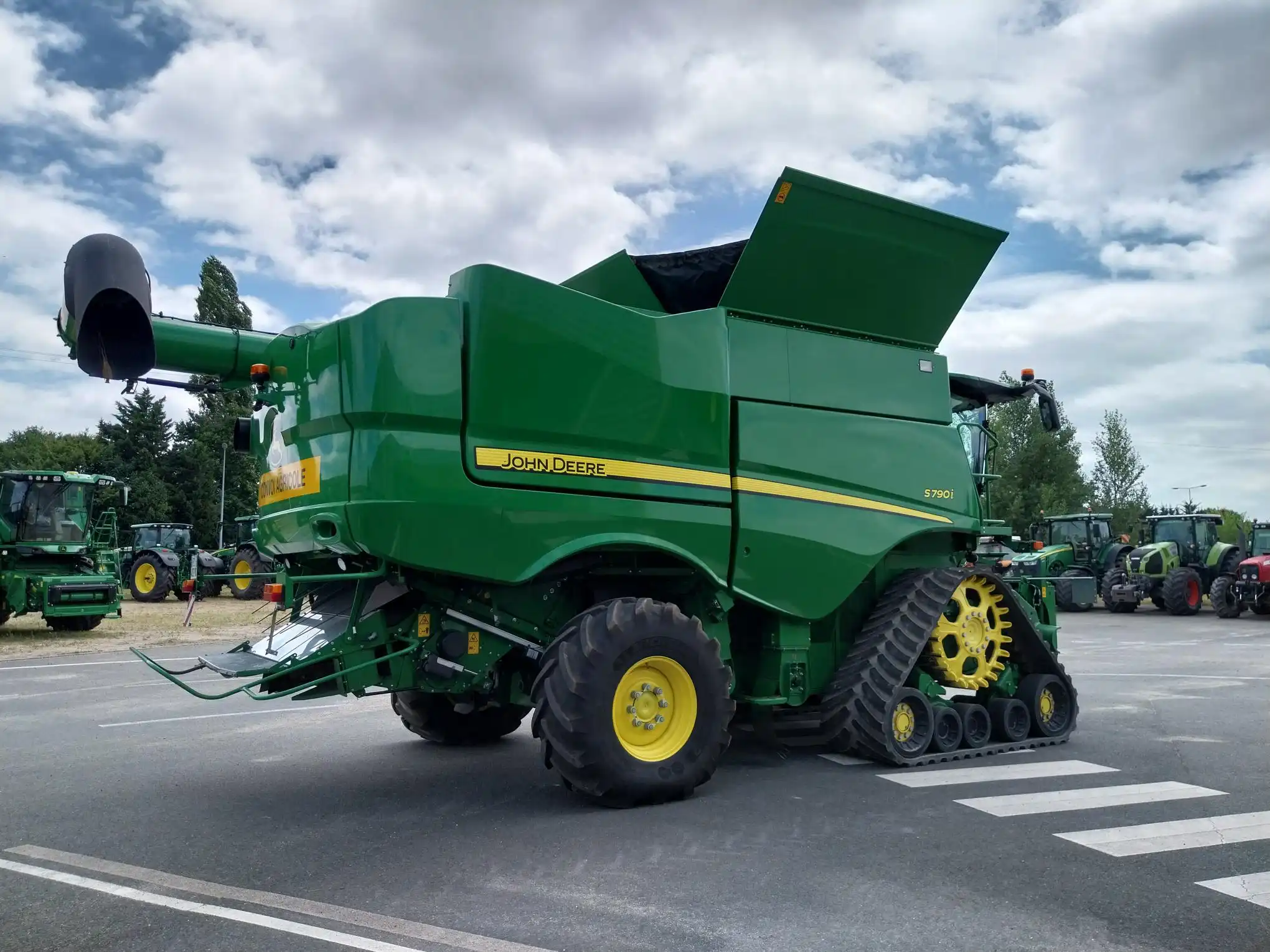 Image JOHN DEERE S790I (6)PG+/CE 5ANS 1750H