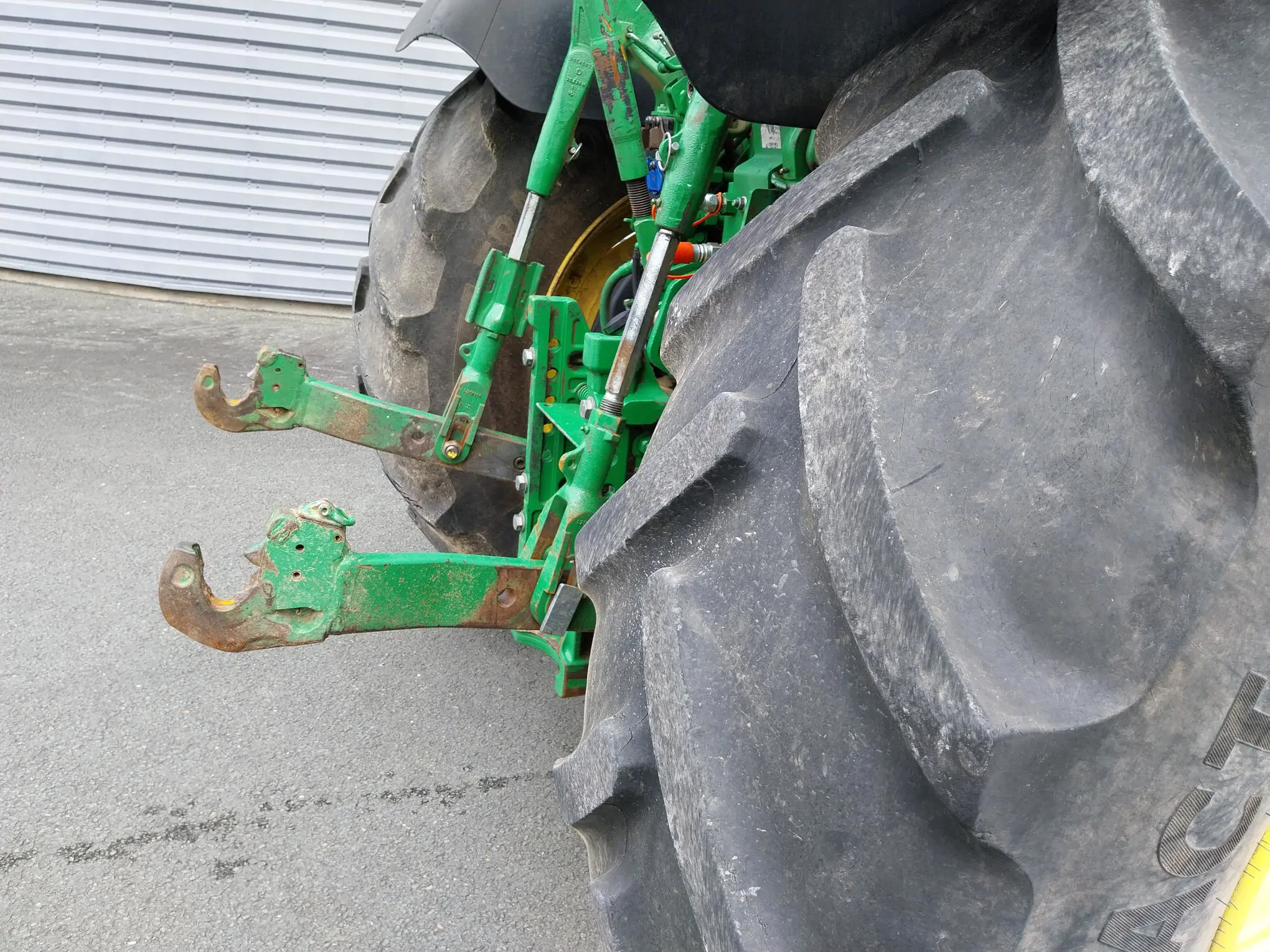 Image JOHN DEERE 6145R