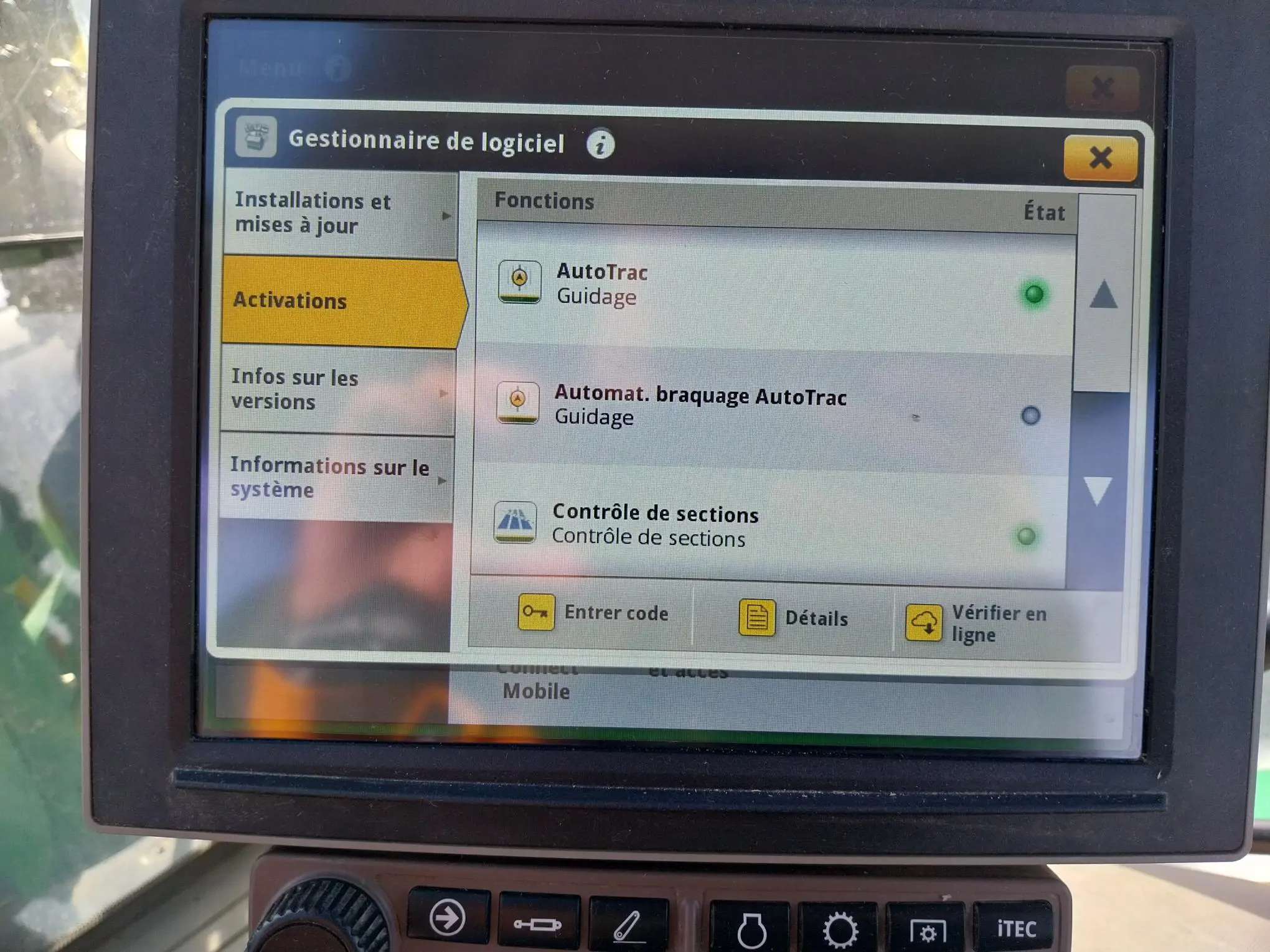 Image JOHN DEERE 6130R