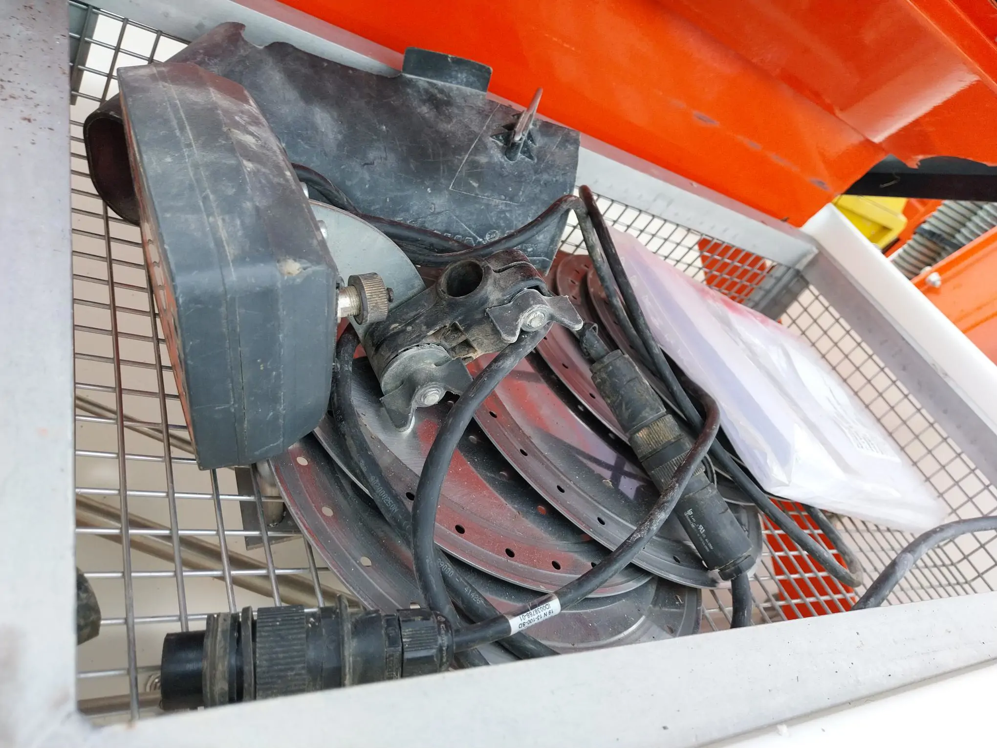 Image KUHN SEMOIR MAXIMA 3TS 6 RGS MAIS