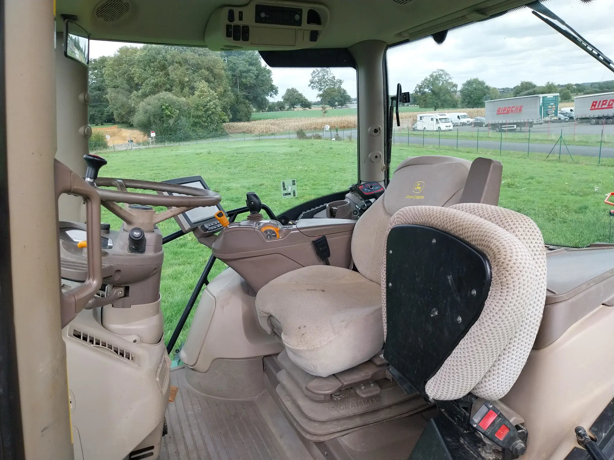 Image JOHN DEERE 6155R