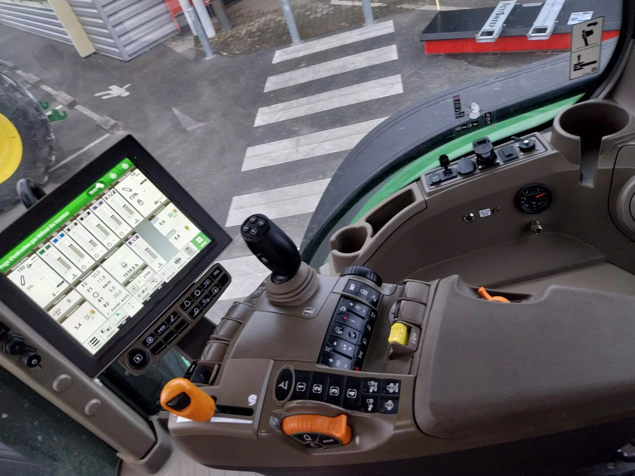 Image JOHN DEERE 8R310 PG+ 4 ANS 4000 H