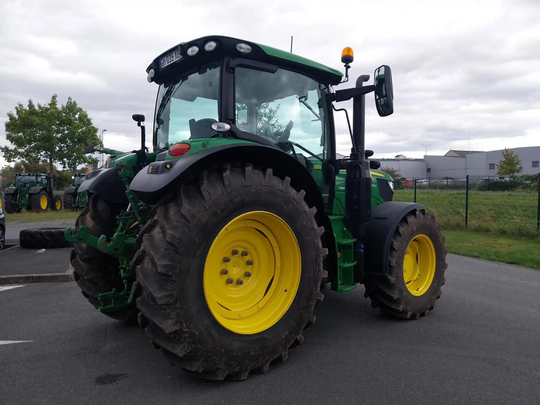 Image JOHN DEERE 6130R (2)PG+/CE 3ANS 1500H