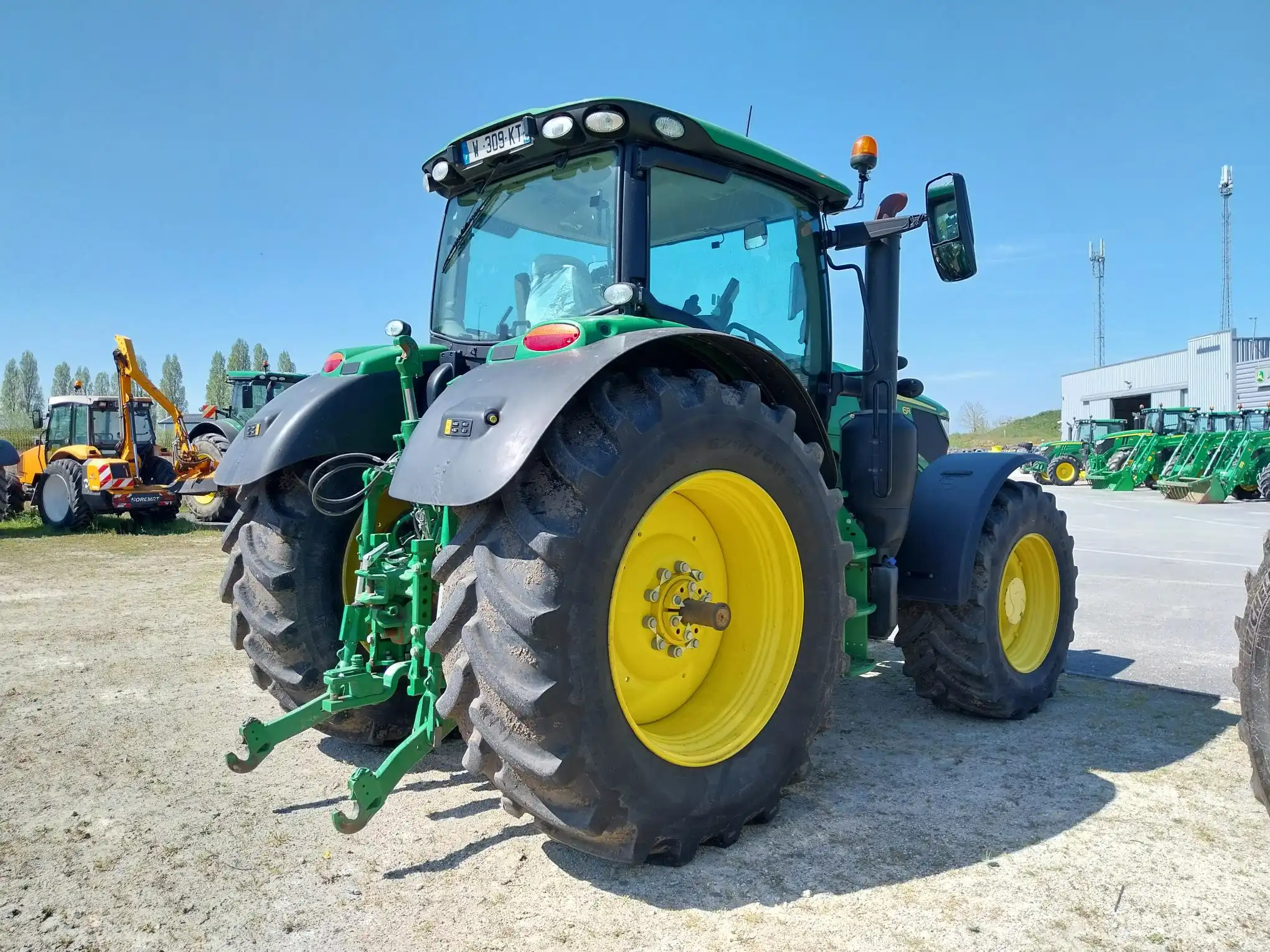 Image JOHN DEERE 6R165