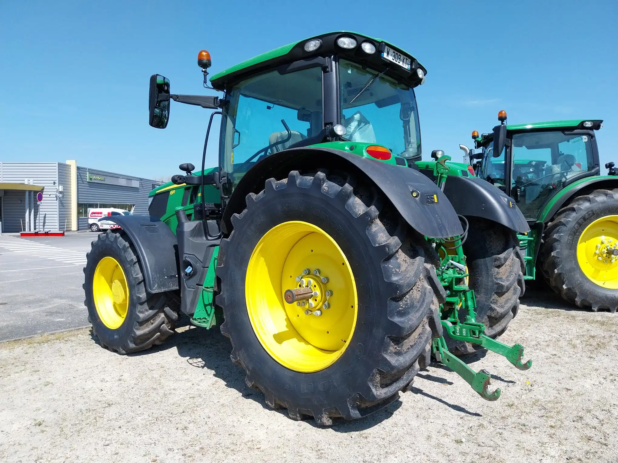 Image JOHN DEERE 6R165