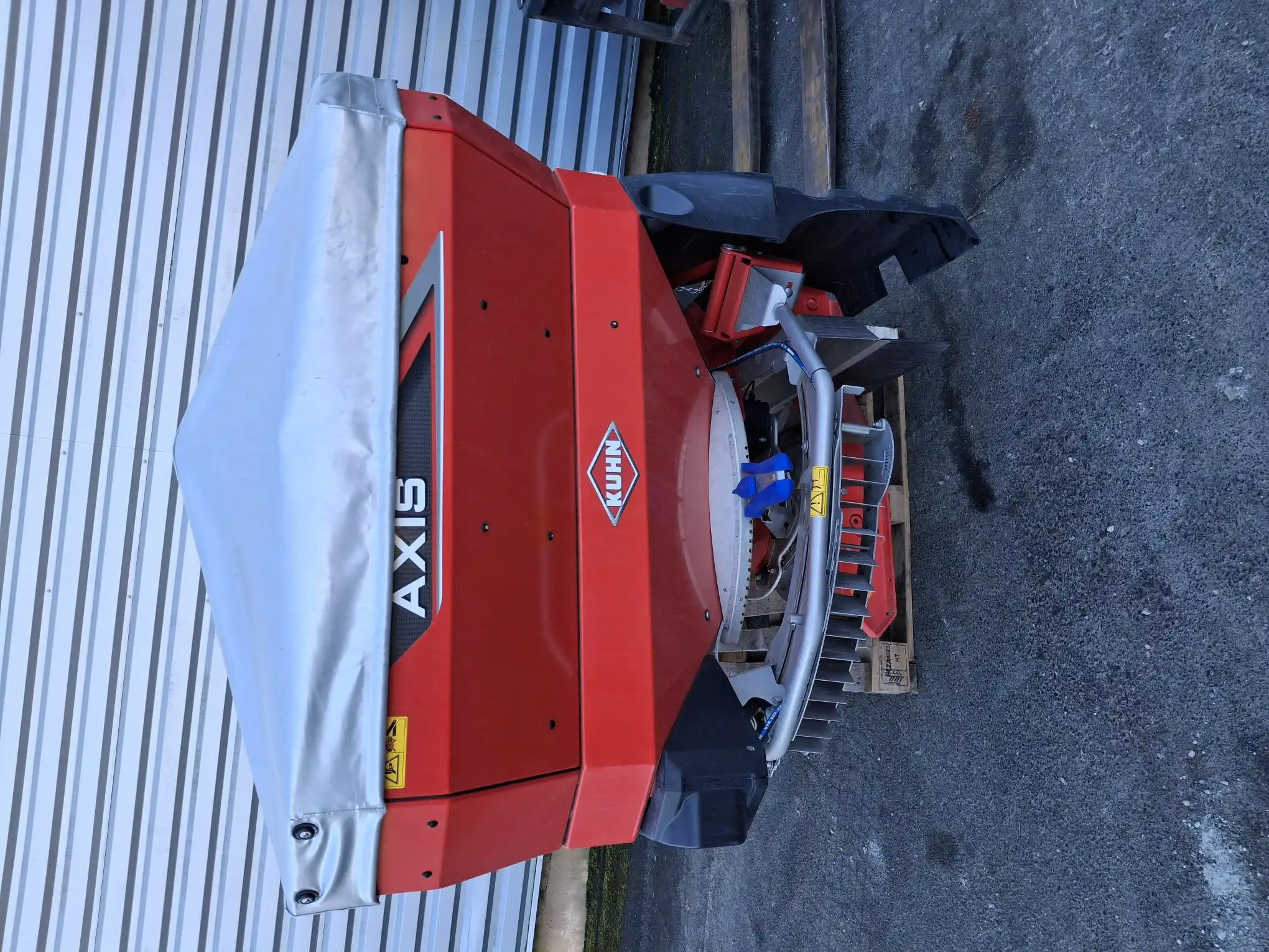 Image KUHN AXIS 20.2 M-EMC ISO V8