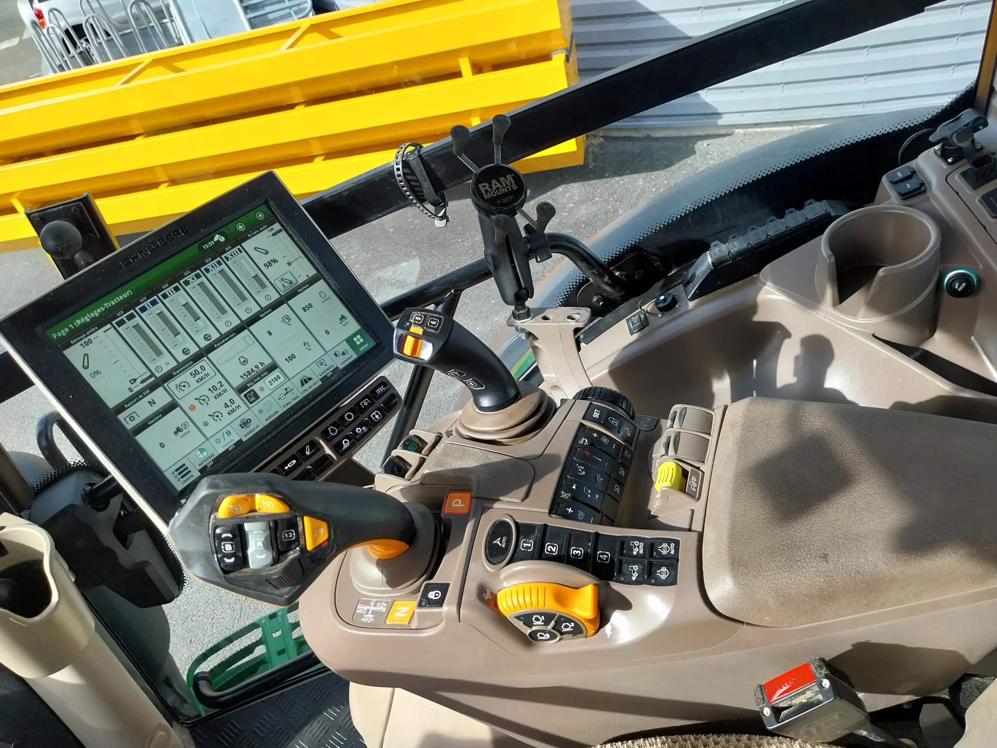 Image JOHN DEERE 6R140 PG+ 3ANS 2250H