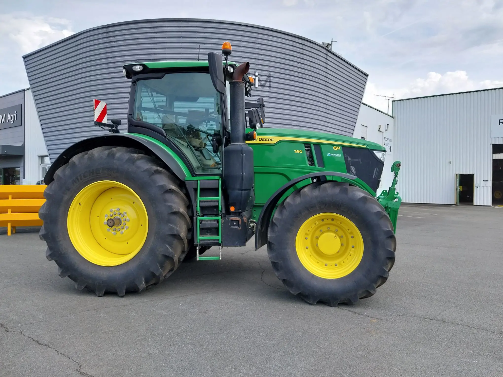 Image JOHN DEERE 6R230 (4)PG+/CE 2 ANS 1500 H