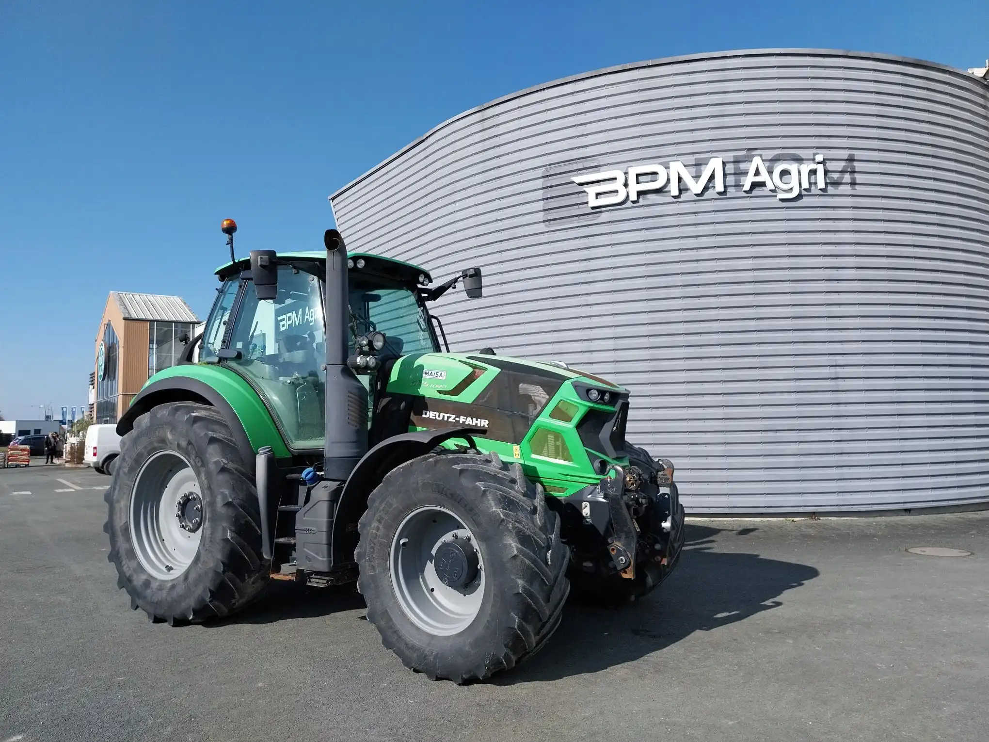 Photo DEUTZ TRACTEUR DEUTZ FAHR 6175 AGROT