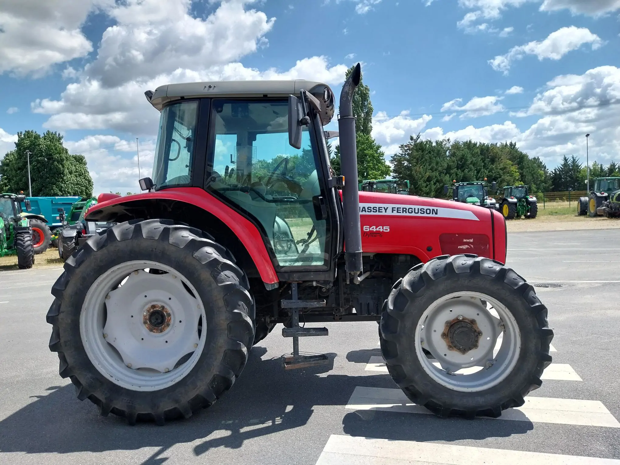 Image MASSEY FERGUSON TRACTEUR MASSEY FERGUSON 6445