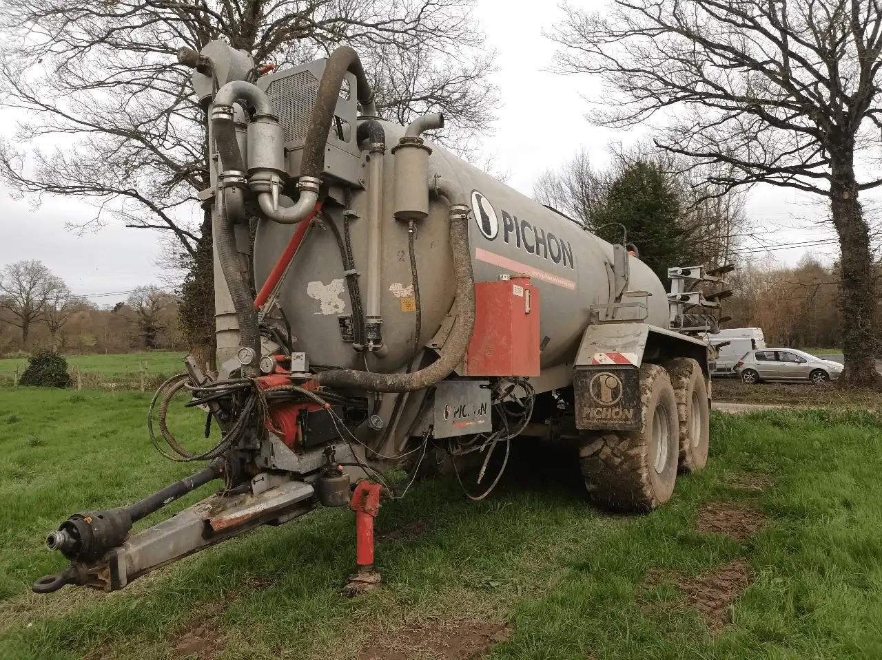Photo PICHON TONNE A LISIER PICHON 16800 L