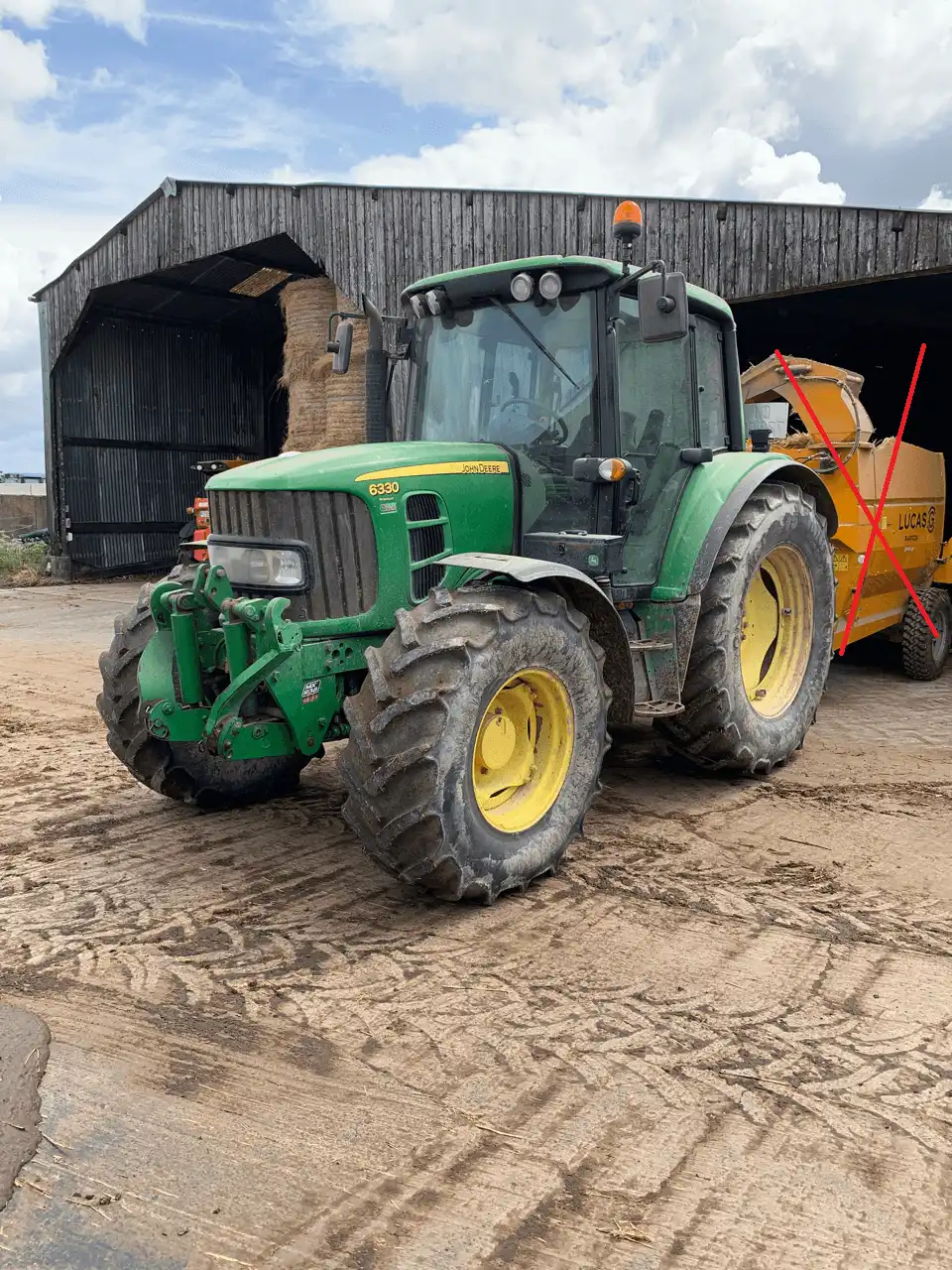 Photo JOHN DEERE 6330 PREMIUM