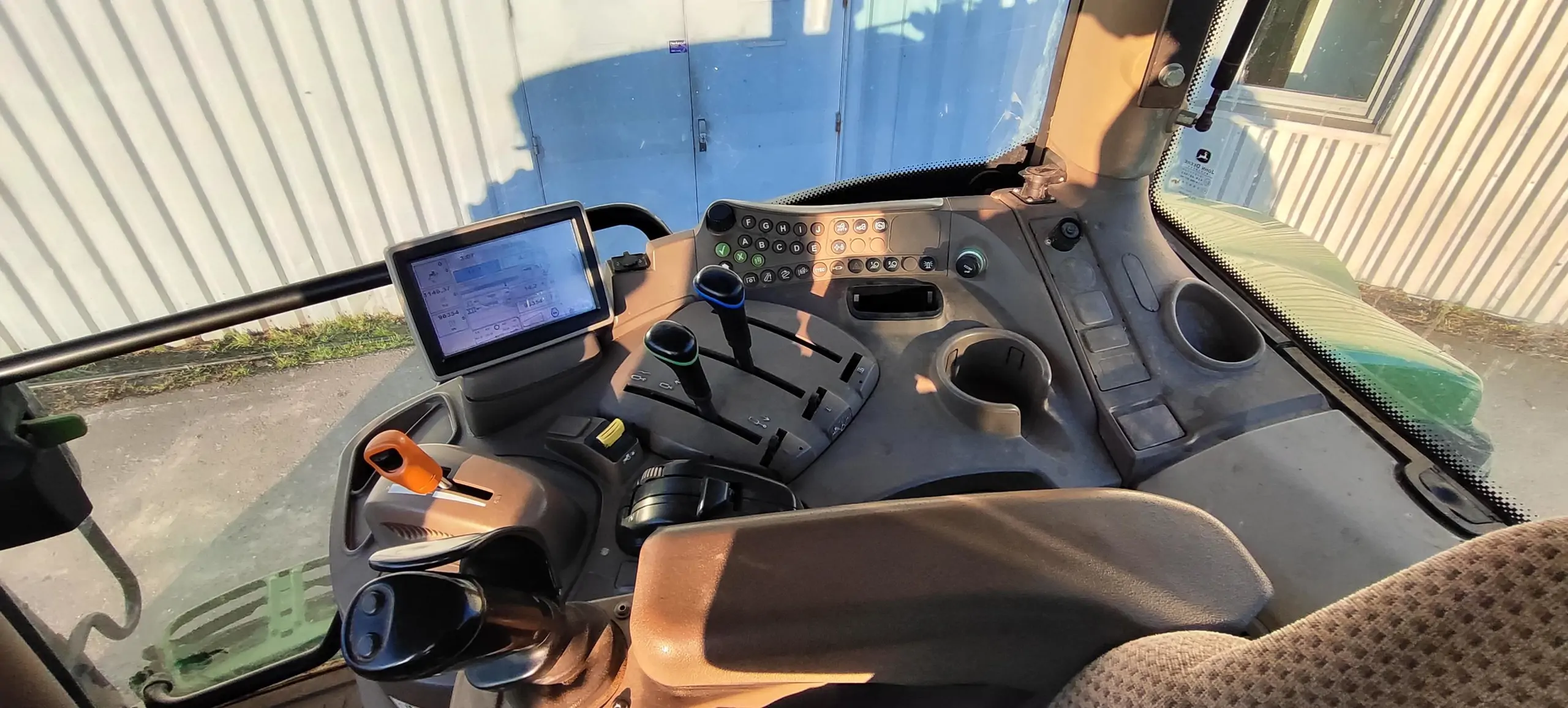 Image JOHN DEERE 6170R