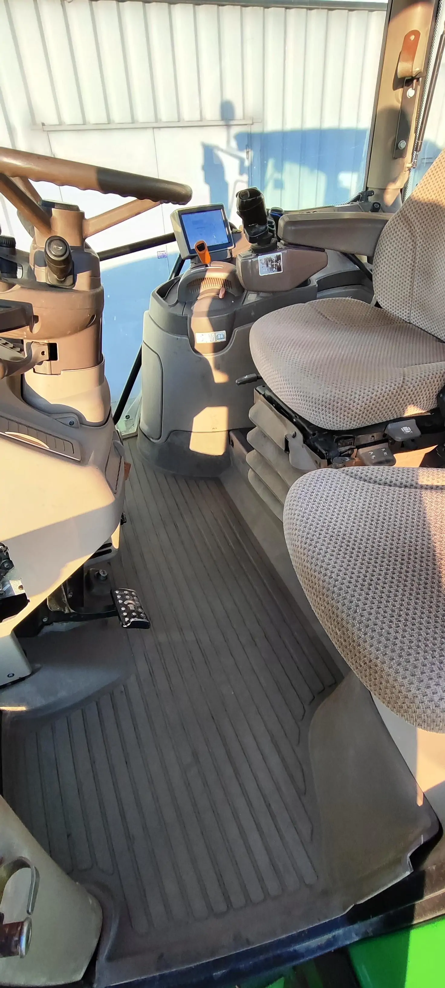 Image JOHN DEERE 6170R