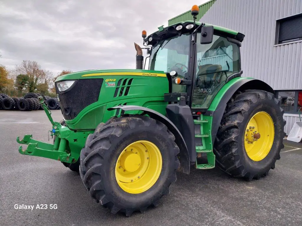 Photo JOHN DEERE 6170R