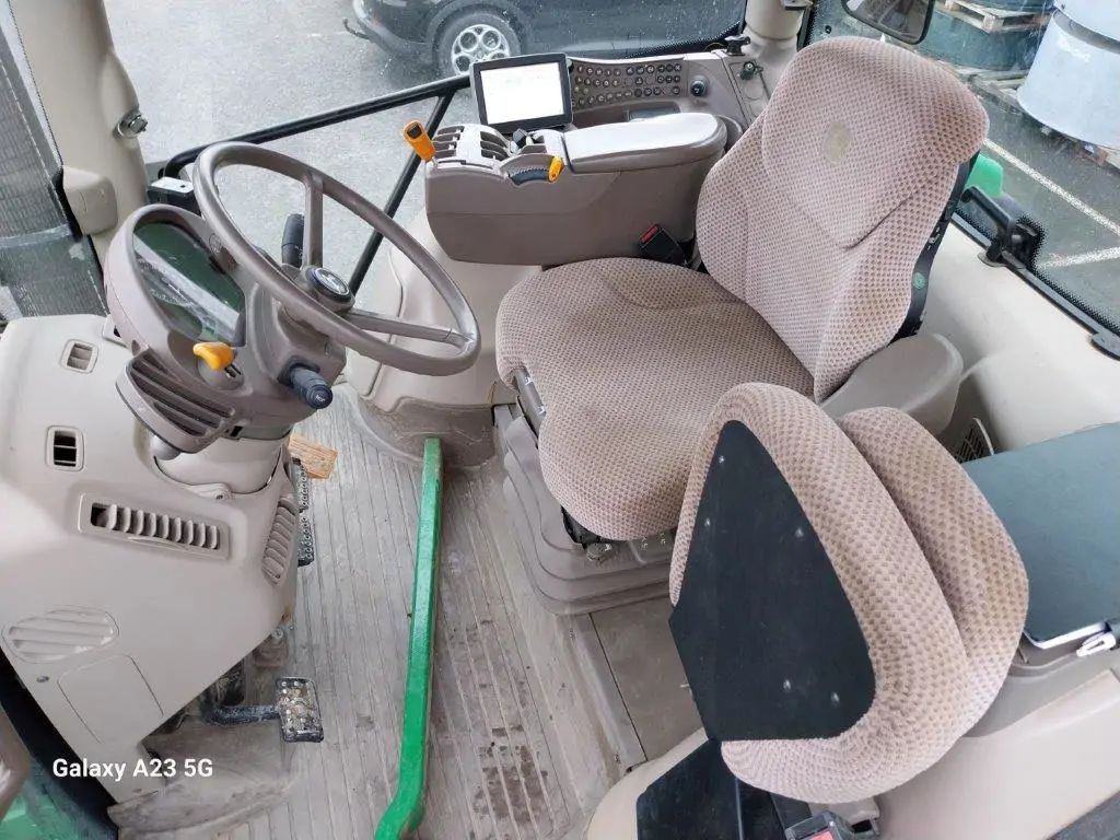 Image JOHN DEERE 6170R